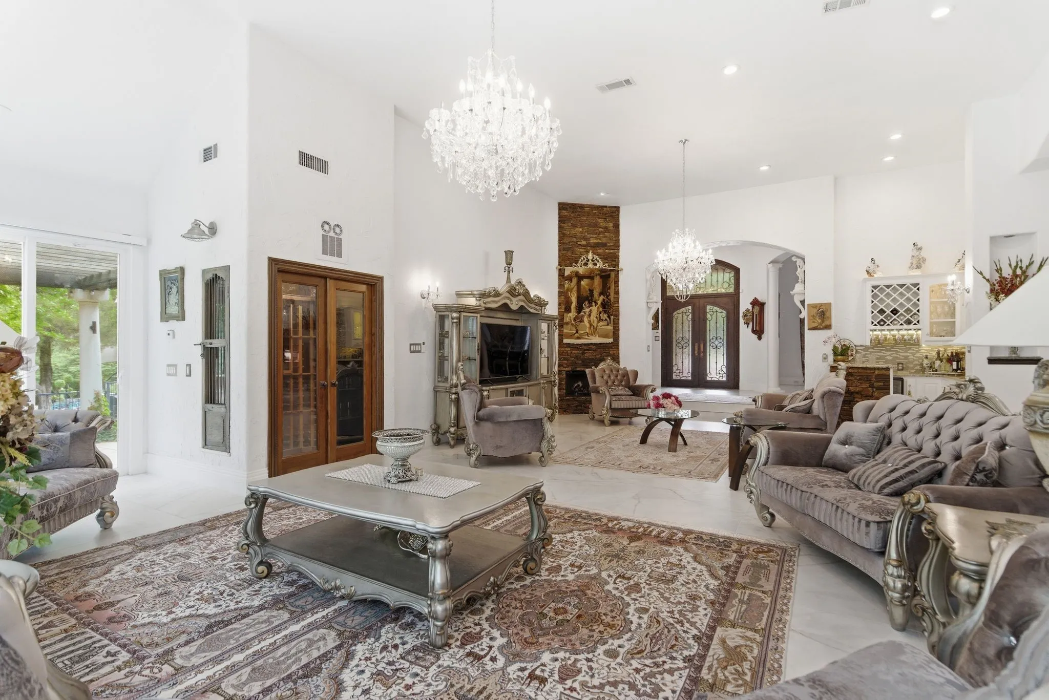 Single Family Residence For Sale in Collin County , 2500 Provine Road, Mc Kinney, Texas 75072, 4 Bedroom, 3 Bathroom, 3 Garage spaces, 4,059 Sqft, built in 1997, mls#21279773, Real Estate Agent in Mc Kinney, Homes For Sale in Collin county, Homes For Sale in Mc Kinney, Realtor in Mc Kinney Texas, Real Estate Brokerage Independent Realty Texas, Luminita Cordes Realtor
