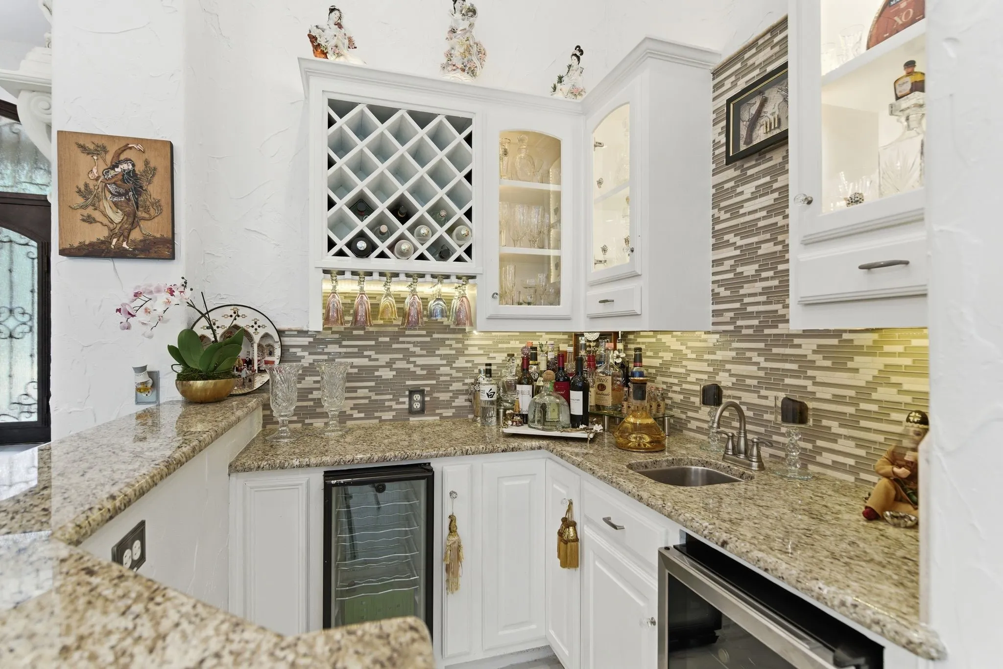 Single Family Residence For Sale in Collin County , 2500 Provine Road, Mc Kinney, Texas 75072, 4 Bedroom, 3 Bathroom, 3 Garage spaces, 4,059 Sqft, built in 1997, mls#21279773, Real Estate Agent in Mc Kinney, Homes For Sale in Collin county, Homes For Sale in Mc Kinney, Realtor in Mc Kinney Texas, Real Estate Brokerage Independent Realty Texas, Luminita Cordes Realtor