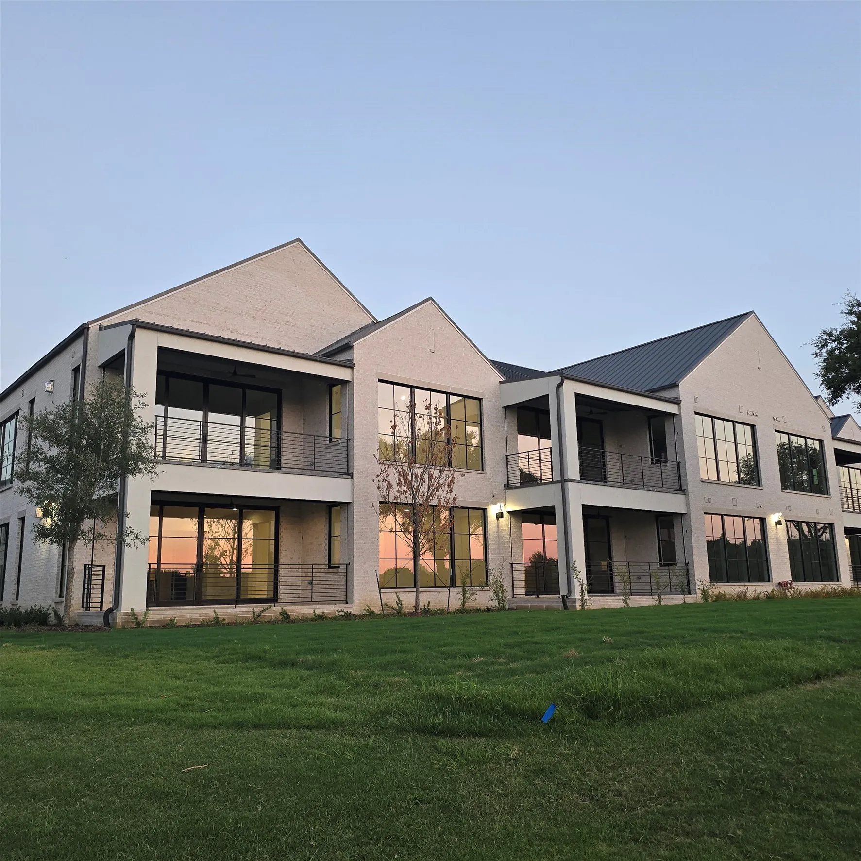 Condominium For Sale in Dallas County , 340 O Connor Ridge Boulevard 12, Irving, Texas 75038, 3 Bedroom, 3 Bathroom, 3 Garage spaces, 2,740 Sqft, built in 2027, mls#21282220, Real Estate Agent in Irving, Homes For Sale in Dallas county, Homes For Sale in Irving, Realtor in Irving Texas, Real Estate Brokerage Independent Realty Texas, Luminita Cordes Realtor