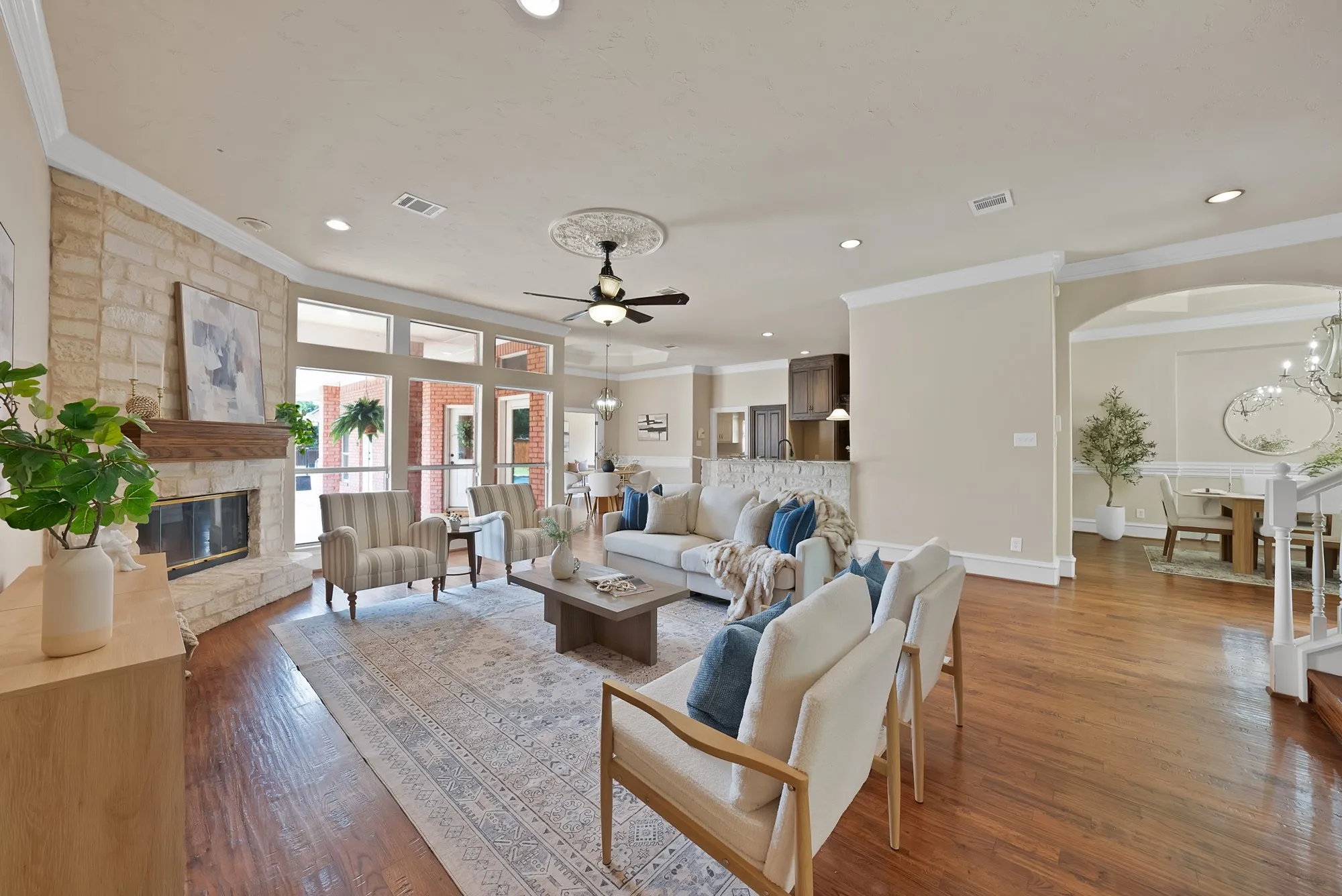 Single Family Residence For Sale in Tarrant County , 1110 Mccampbell Road, Mansfield, Texas 76063, 4 Bedroom, 5 Bathroom, 3 Garage spaces, 4,494 Sqft, built in 1997, mls#21280641, Real Estate Agent in Mansfield, Homes For Sale in Tarrant county, Homes For Sale in Mansfield, Realtor in Mansfield Texas, Real Estate Brokerage Independent Realty Texas, Luminita Cordes Realtor