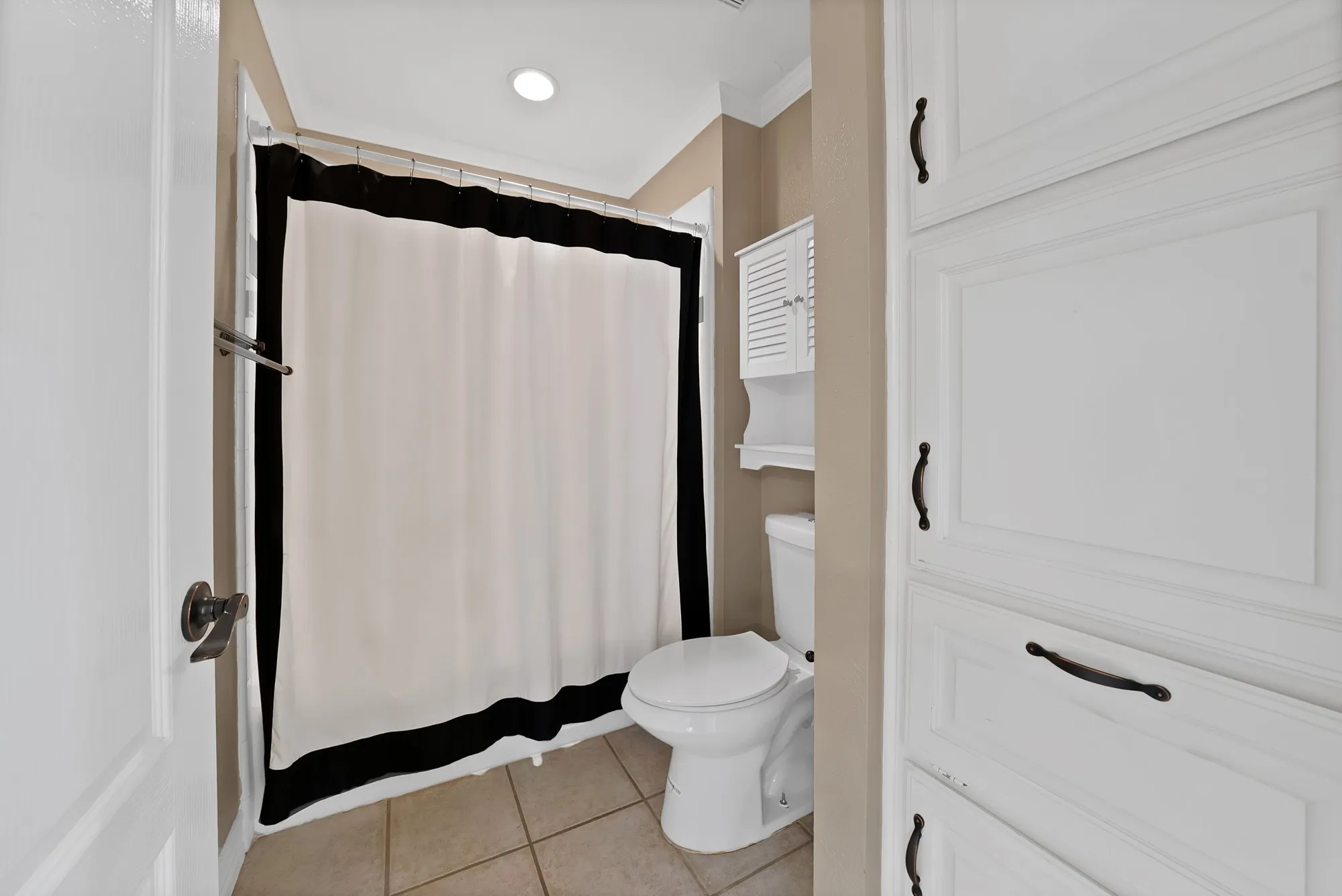 Guest/MIL Bath
