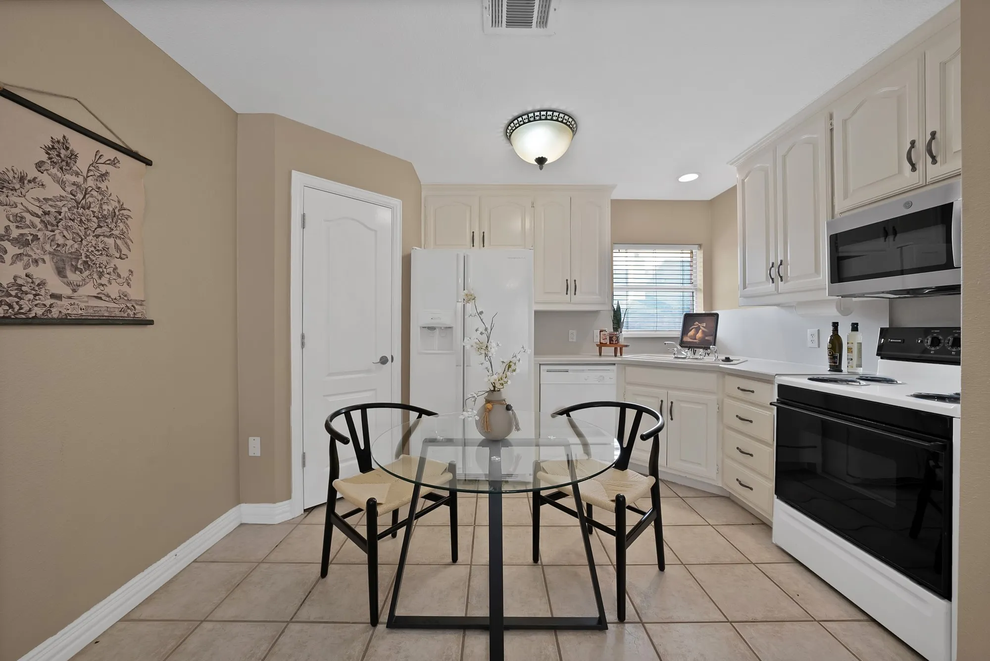 2nd Kitchen