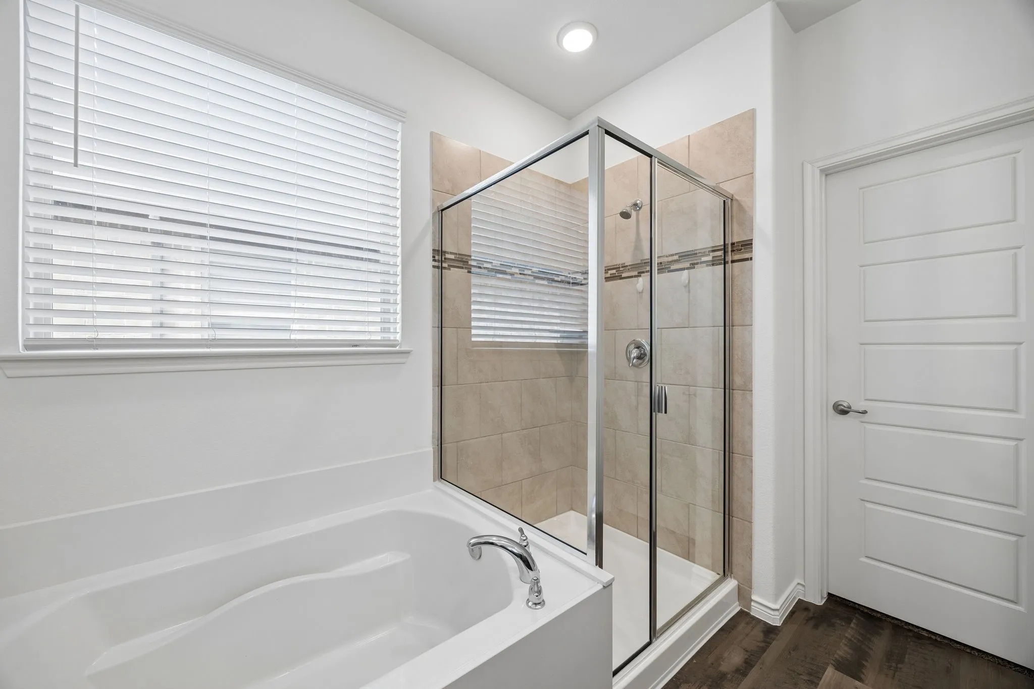 Single Family Residence For Sale in Denton County , 2165 Miramar Drive, Little Elm, Texas 75068, 3 Bedroom, 2 Bathroom, 2 Garage spaces, 1,587 Sqft, built in 2018, mls#21282706, Real Estate Agent in Little Elm, Homes For Sale in Denton county, Homes For Sale in Little Elm, Realtor in Little Elm Texas, Real Estate Brokerage Independent Realty Texas, Luminita Cordes Realtor