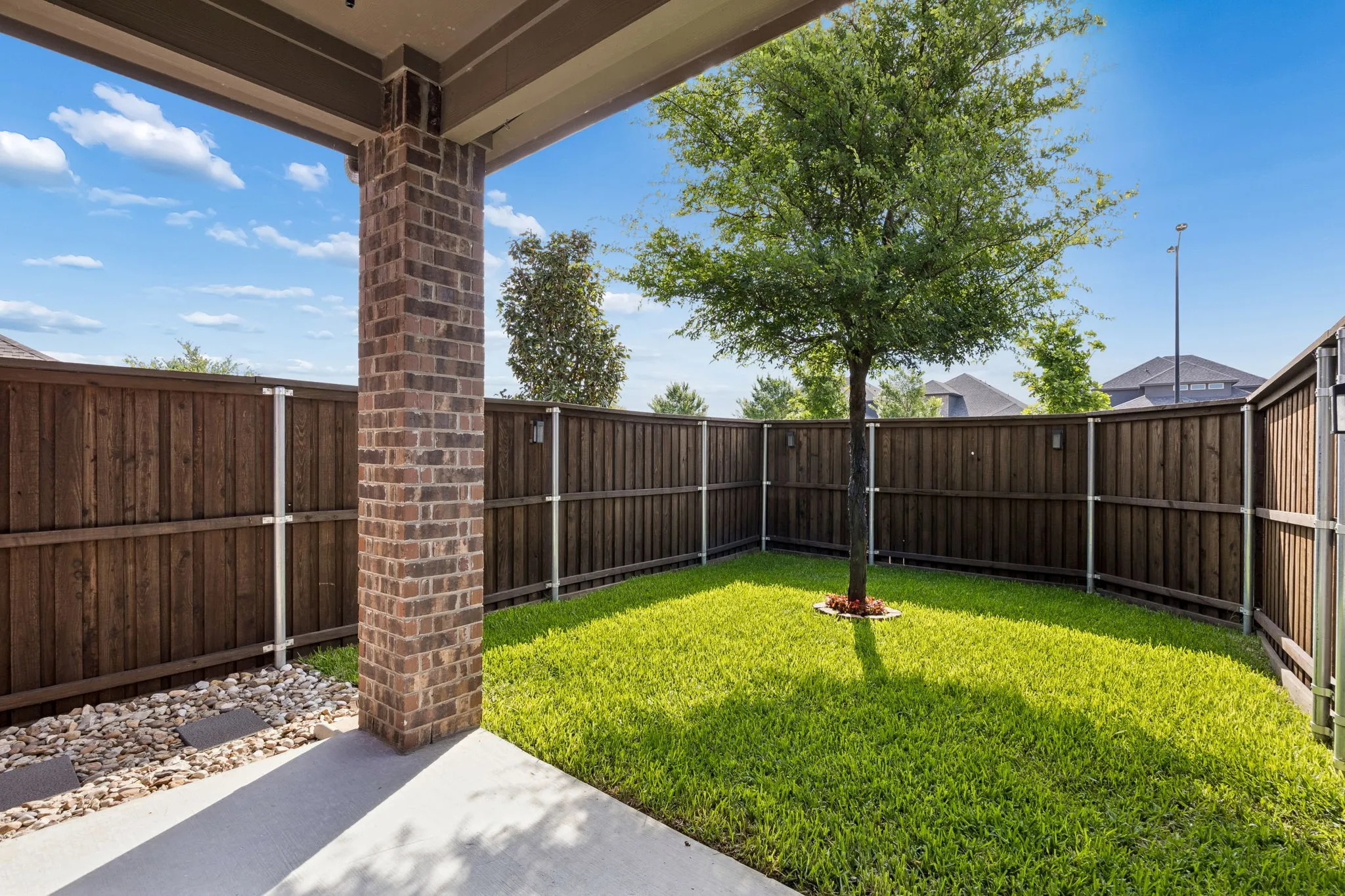 Single Family Residence For Sale in Denton County , 2165 Miramar Drive, Little Elm, Texas 75068, 3 Bedroom, 2 Bathroom, 2 Garage spaces, 1,587 Sqft, built in 2018, mls#21282706, Real Estate Agent in Little Elm, Homes For Sale in Denton county, Homes For Sale in Little Elm, Realtor in Little Elm Texas, Real Estate Brokerage Independent Realty Texas, Luminita Cordes Realtor