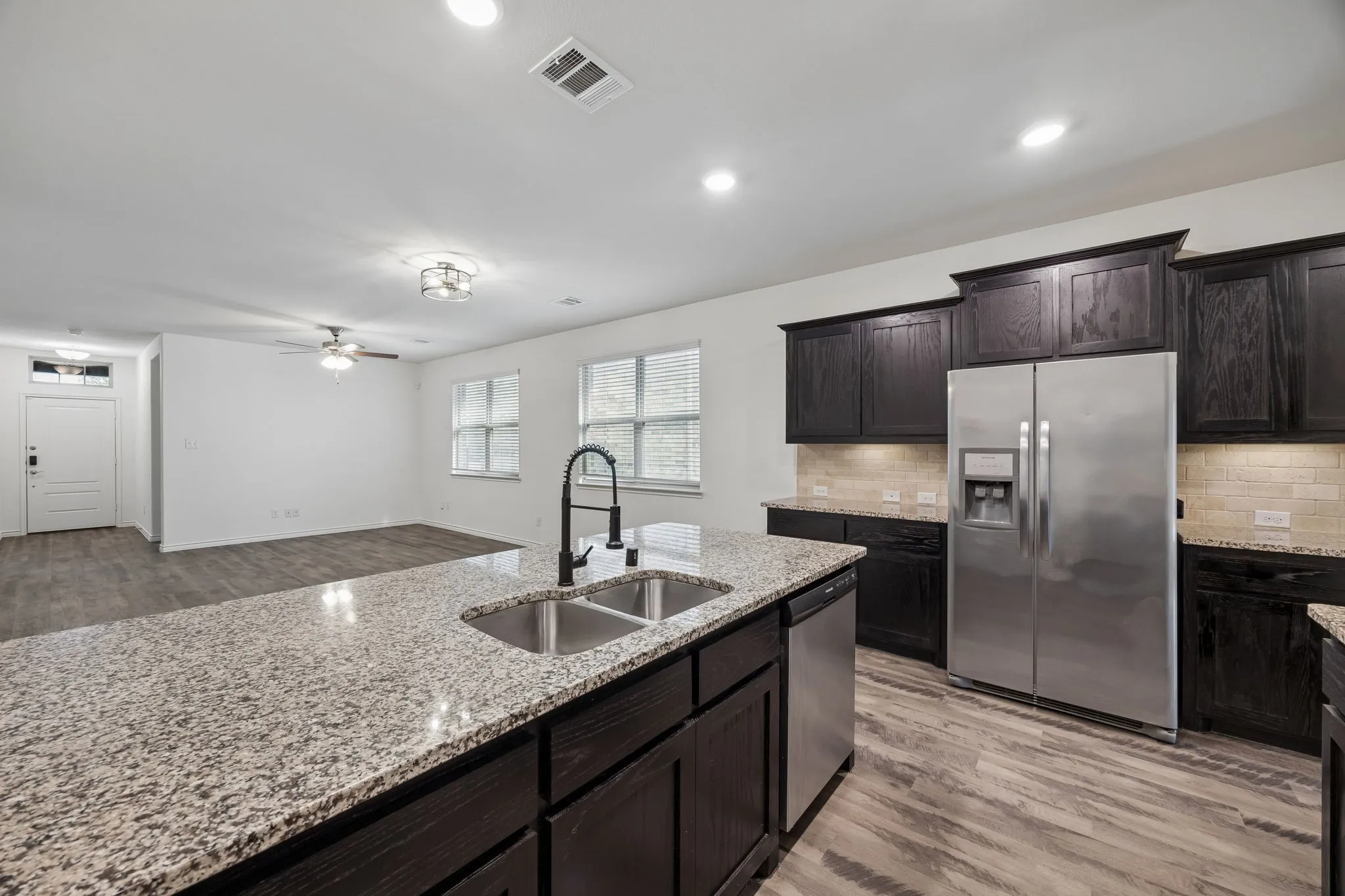 Single Family Residence For Sale in Denton County , 2165 Miramar Drive, Little Elm, Texas 75068, 3 Bedroom, 2 Bathroom, 2 Garage spaces, 1,587 Sqft, built in 2018, mls#21282706, Real Estate Agent in Little Elm, Homes For Sale in Denton county, Homes For Sale in Little Elm, Realtor in Little Elm Texas, Real Estate Brokerage Independent Realty Texas, Luminita Cordes Realtor