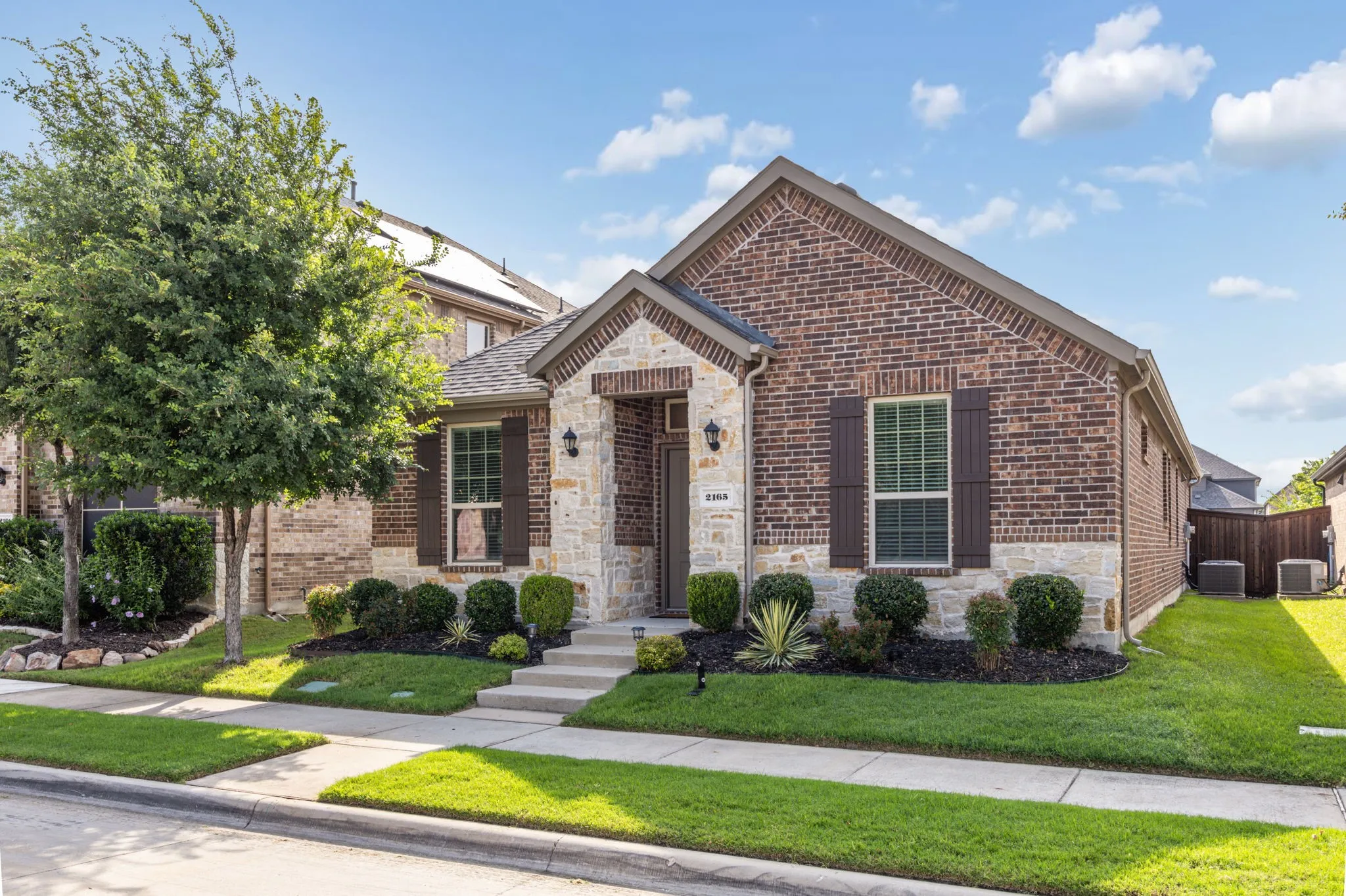Single Family Residence For Sale in Denton County , 2165 Miramar Drive, Little Elm, Texas 75068, 3 Bedroom, 2 Bathroom, 2 Garage spaces, 1,587 Sqft, built in 2018, mls#21282706, Real Estate Agent in Little Elm, Homes For Sale in Denton county, Homes For Sale in Little Elm, Realtor in Little Elm Texas, Real Estate Brokerage Independent Realty Texas, Luminita Cordes Realtor