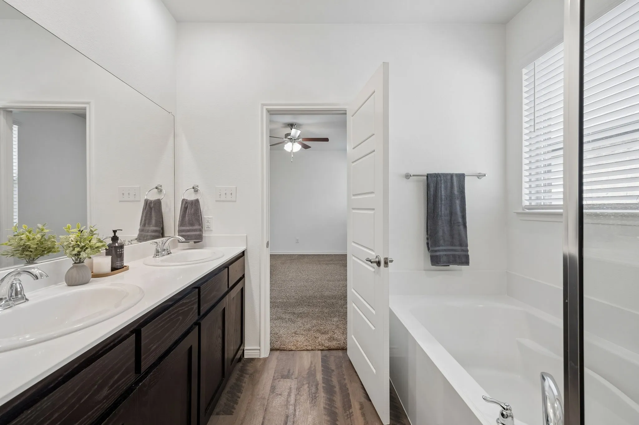 Single Family Residence For Sale in Denton County , 2165 Miramar Drive, Little Elm, Texas 75068, 3 Bedroom, 2 Bathroom, 2 Garage spaces, 1,587 Sqft, built in 2018, mls#21282706, Real Estate Agent in Little Elm, Homes For Sale in Denton county, Homes For Sale in Little Elm, Realtor in Little Elm Texas, Real Estate Brokerage Independent Realty Texas, Luminita Cordes Realtor