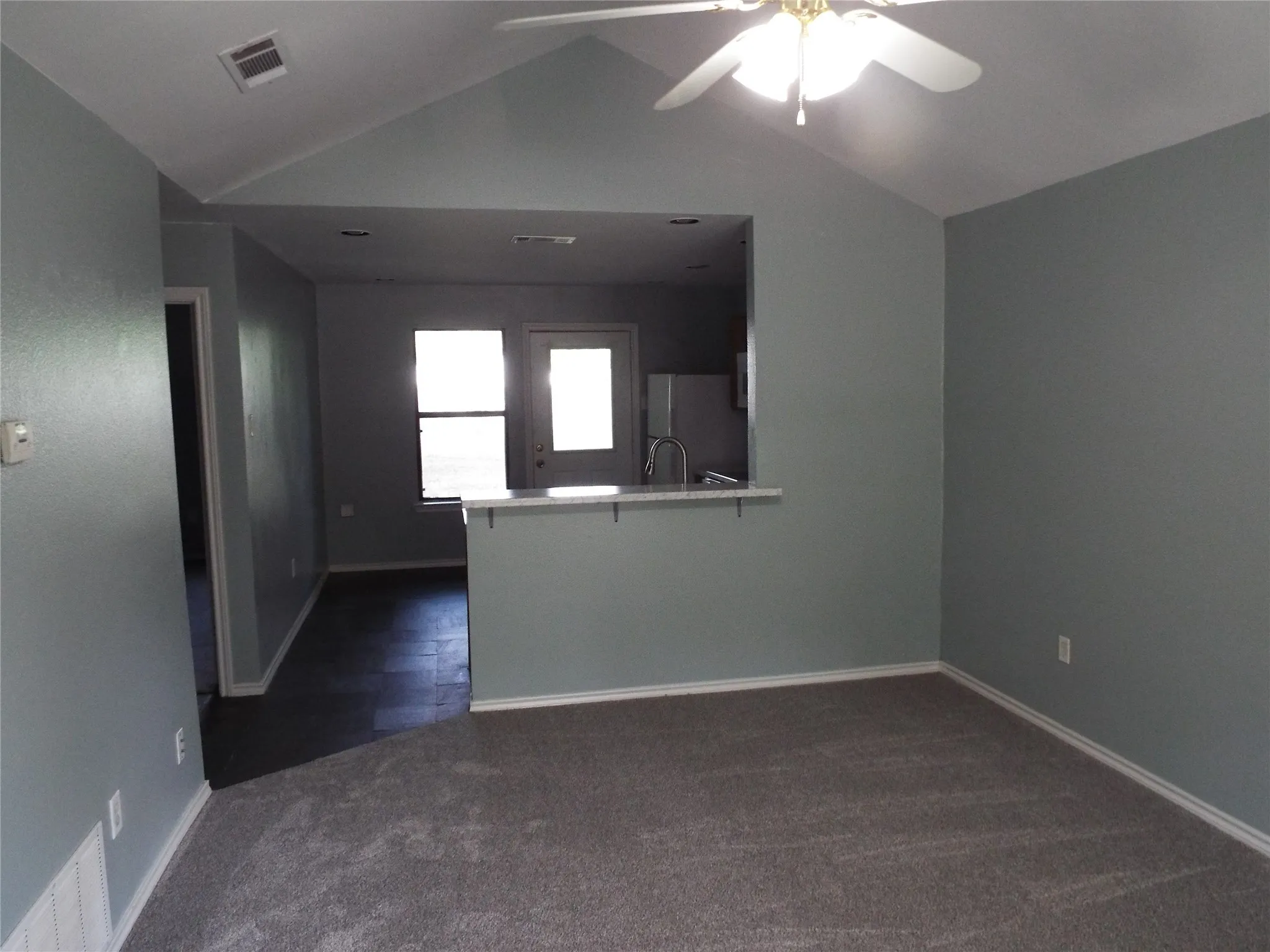 Single Family Residence For Sale in Henderson County , 747 Luther Ln, Gun Barrel City, Texas 75156, 2 Bedroom, 1 Bathroom, Garage spaces, 900 Sqft, built in 0, mls#21283576, Real Estate Agent in Gun Barrel City, Homes For Sale in Henderson county, Homes For Sale in Gun Barrel City, Realtor in Gun Barrel City Texas, Real Estate Brokerage Independent Realty Texas, Luminita Cordes Realtor