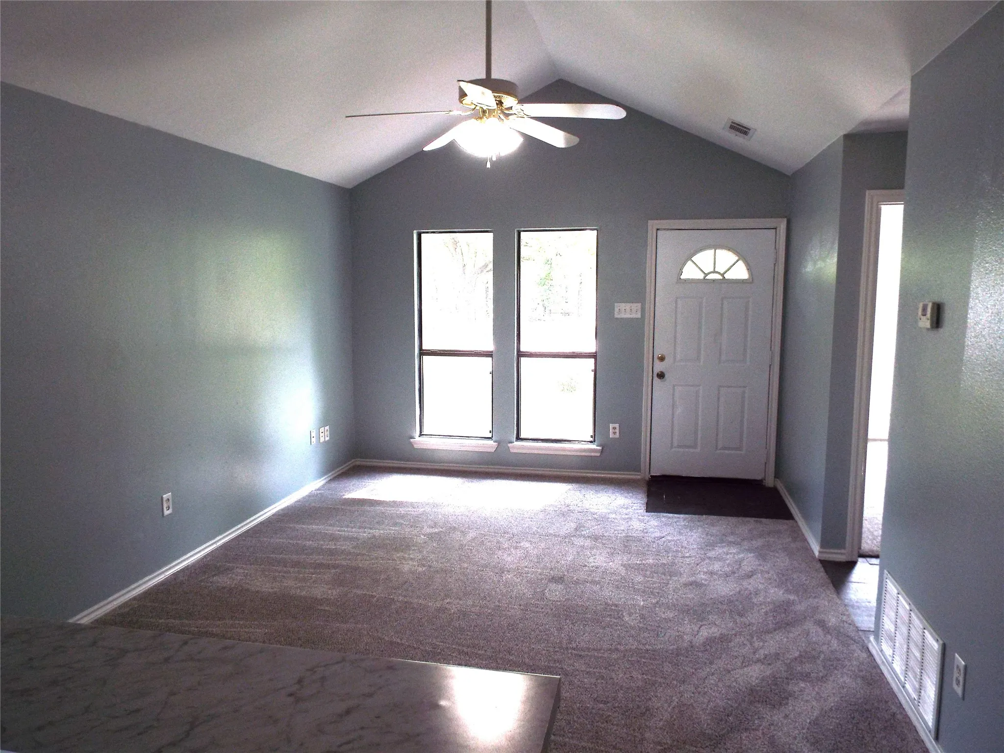 Single Family Residence For Sale in Henderson County , 747 Luther Ln, Gun Barrel City, Texas 75156, 2 Bedroom, 1 Bathroom, Garage spaces, 900 Sqft, built in 0, mls#21283576, Real Estate Agent in Gun Barrel City, Homes For Sale in Henderson county, Homes For Sale in Gun Barrel City, Realtor in Gun Barrel City Texas, Real Estate Brokerage Independent Realty Texas, Luminita Cordes Realtor
