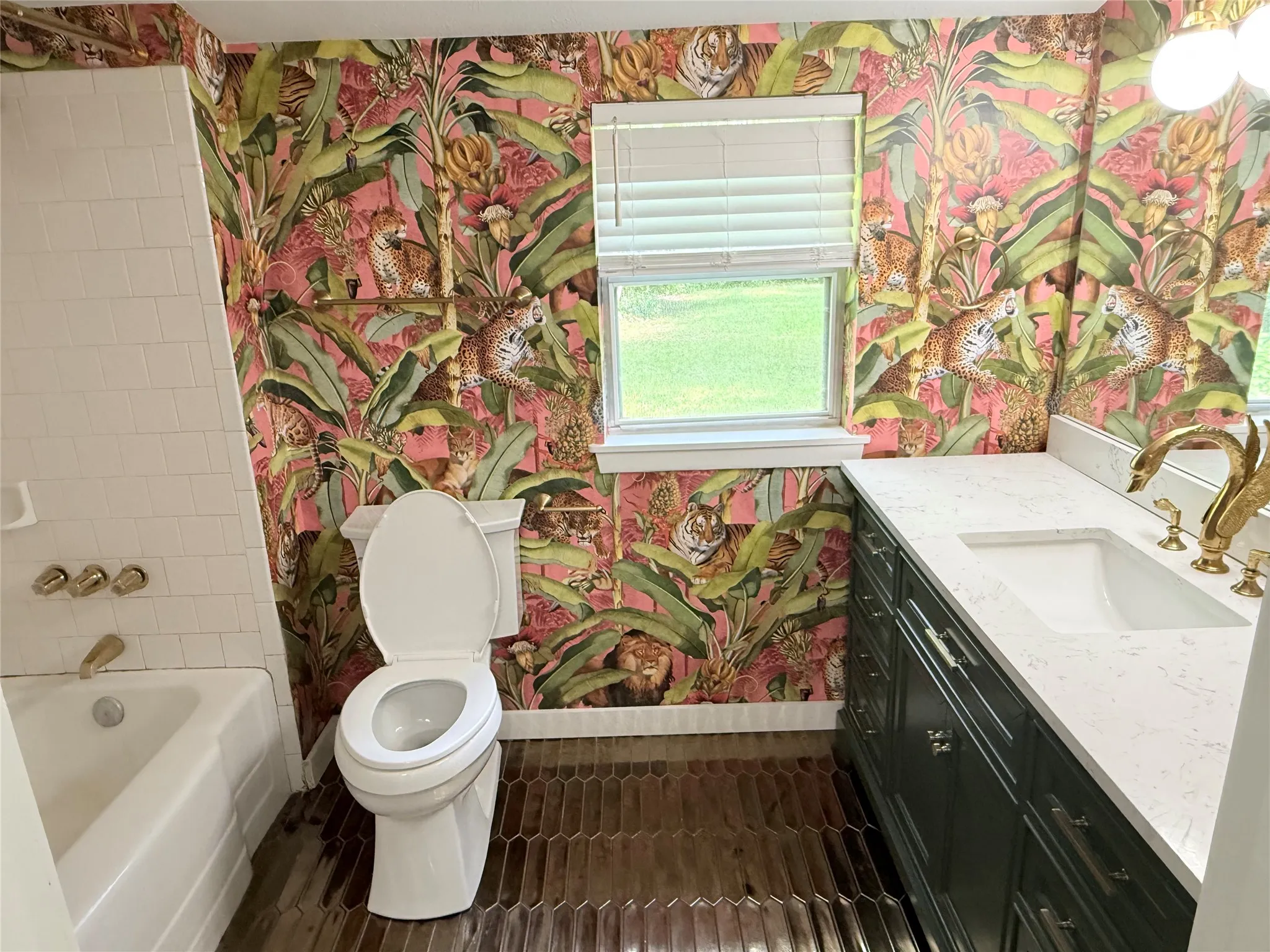 Single Family Residence For Sale in Brown County , 1106 Morris Street, Brownwood, Texas 76801, 3 Bedroom, 1 Bathroom, 1 Garage spaces, 1,146 Sqft, built in 1940, mls#21283577, Real Estate Agent in Brownwood, Homes For Sale in Brown county, Homes For Sale in Brownwood, Realtor in Brownwood Texas, Real Estate Brokerage Independent Realty Texas, Luminita Cordes Realtor