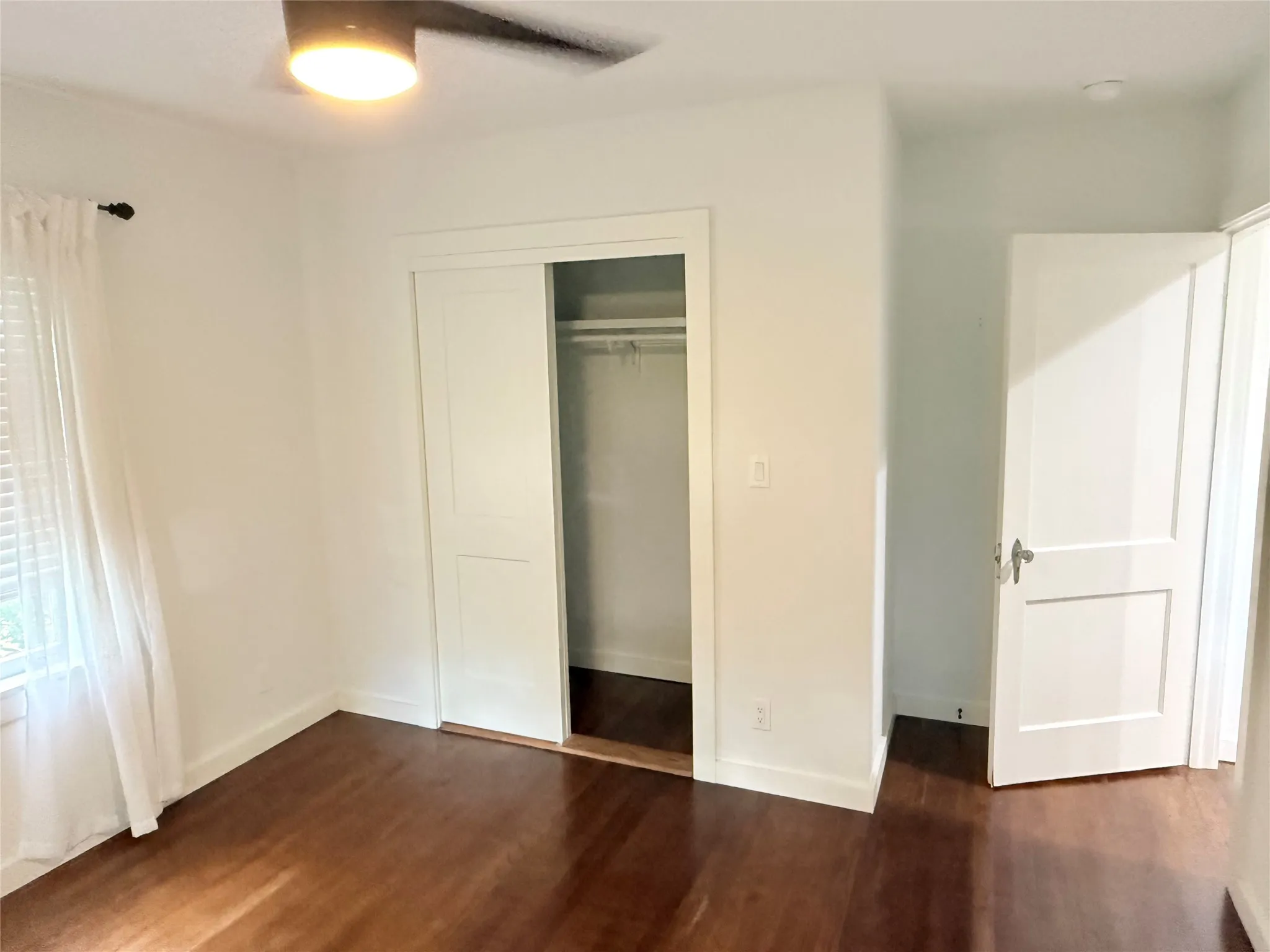 Single Family Residence For Sale in Brown County , 1106 Morris Street, Brownwood, Texas 76801, 3 Bedroom, 1 Bathroom, 1 Garage spaces, 1,146 Sqft, built in 1940, mls#21283577, Real Estate Agent in Brownwood, Homes For Sale in Brown county, Homes For Sale in Brownwood, Realtor in Brownwood Texas, Real Estate Brokerage Independent Realty Texas, Luminita Cordes Realtor