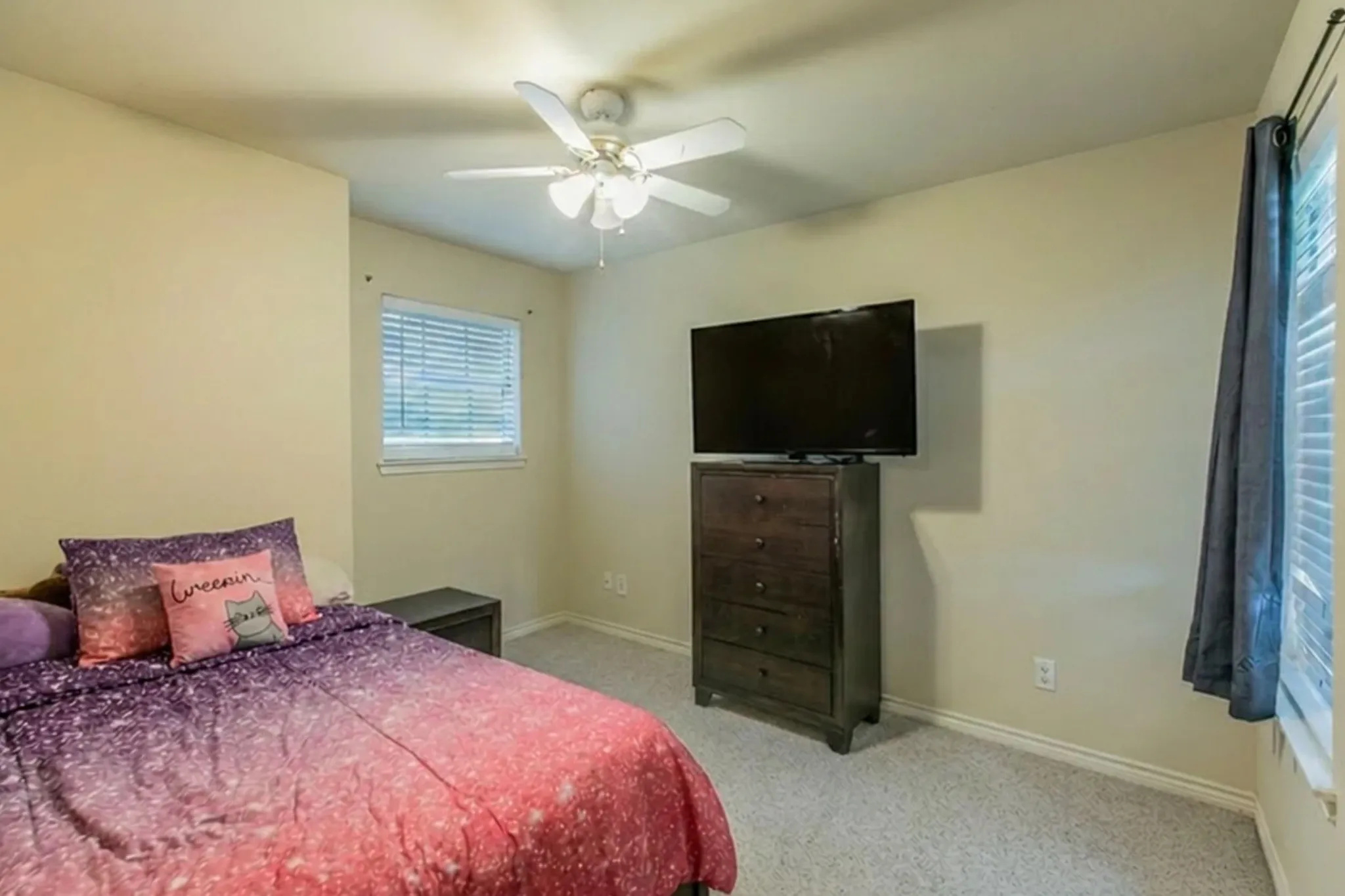 Single Family Residence For Sale in Denton County , 4722 Bayberry Street, Flower Mound, Texas 75028, 3 Bedroom, 3 Bathroom, 2 Garage spaces, 1,918 Sqft, built in 1996, mls#21282713, Real Estate Agent in Flower Mound, Homes For Sale in Denton county, Homes For Sale in Flower Mound, Realtor in Flower Mound Texas, Real Estate Brokerage Independent Realty Texas, Luminita Cordes Realtor