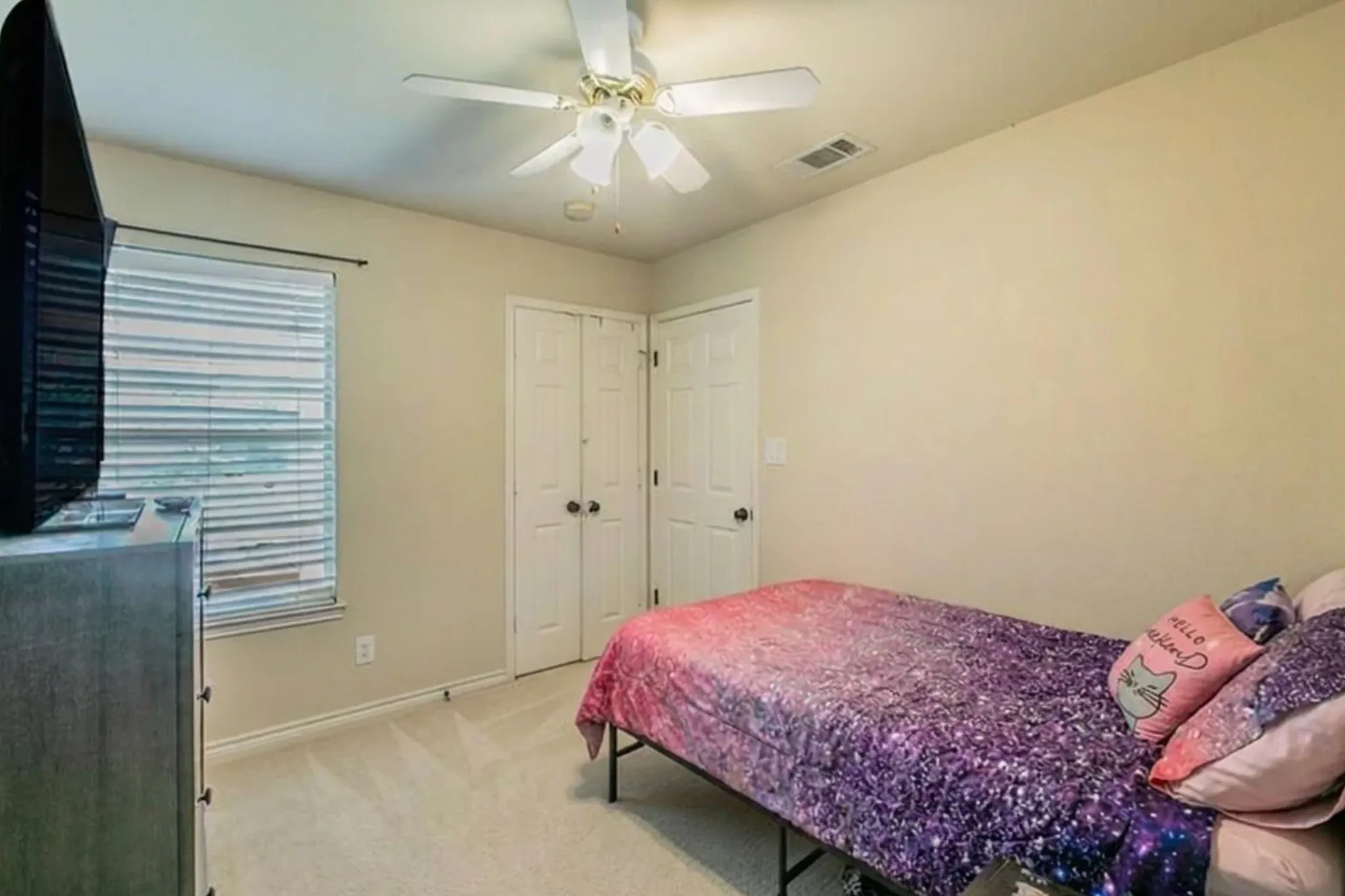 Single Family Residence For Sale in Denton County , 4722 Bayberry Street, Flower Mound, Texas 75028, 3 Bedroom, 3 Bathroom, 2 Garage spaces, 1,918 Sqft, built in 1996, mls#21282713, Real Estate Agent in Flower Mound, Homes For Sale in Denton county, Homes For Sale in Flower Mound, Realtor in Flower Mound Texas, Real Estate Brokerage Independent Realty Texas, Luminita Cordes Realtor