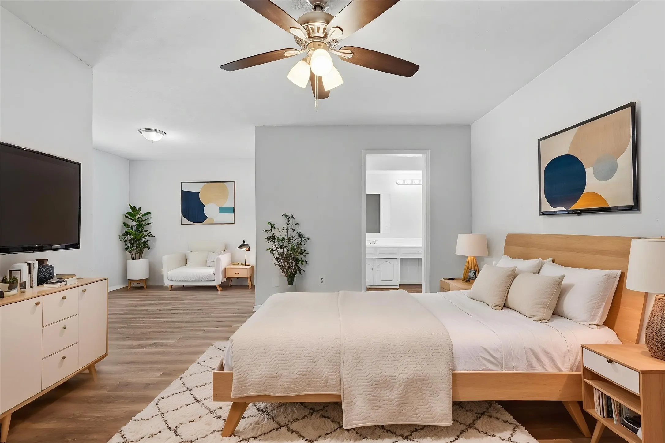 Single Family Residence For Sale in Denton County , 1500 Sandy Creek Drive, Denton, Texas 76205, 3 Bedroom, 2 Bathroom, 2 Garage spaces, 2,025 Sqft, built in 1974, mls#21271673, Real Estate Agent in Denton, Homes For Sale in Denton county, Homes For Sale in Denton, Realtor in Denton Texas, Real Estate Brokerage Independent Realty Texas, Luminita Cordes Realtor