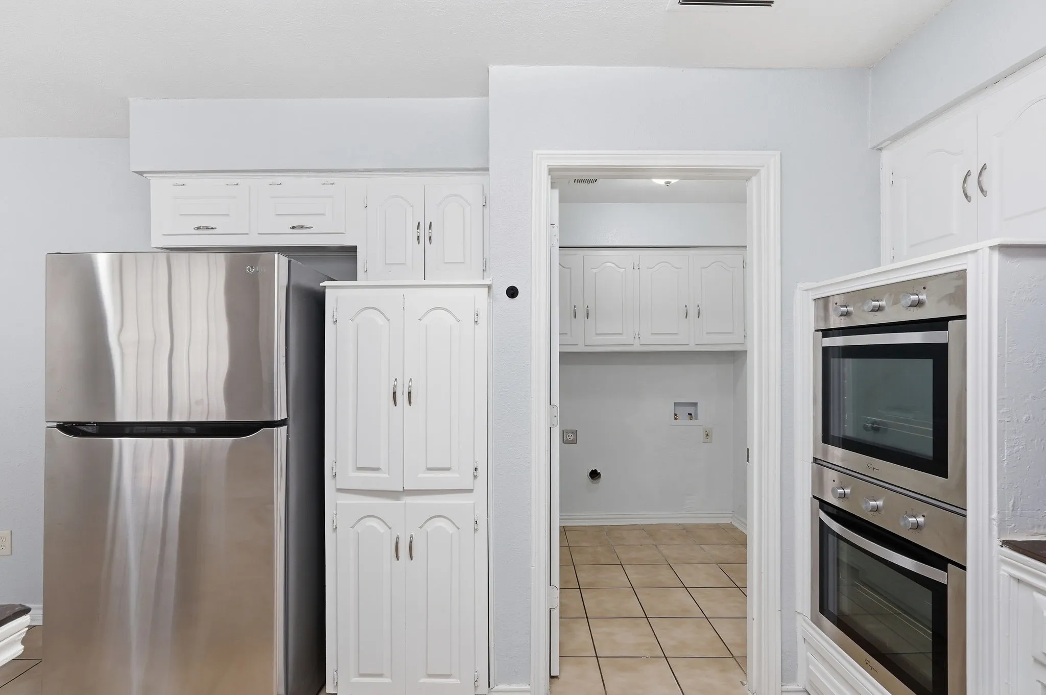 Single Family Residence For Sale in Denton County , 1500 Sandy Creek Drive, Denton, Texas 76205, 3 Bedroom, 2 Bathroom, 2 Garage spaces, 2,025 Sqft, built in 1974, mls#21271673, Real Estate Agent in Denton, Homes For Sale in Denton county, Homes For Sale in Denton, Realtor in Denton Texas, Real Estate Brokerage Independent Realty Texas, Luminita Cordes Realtor