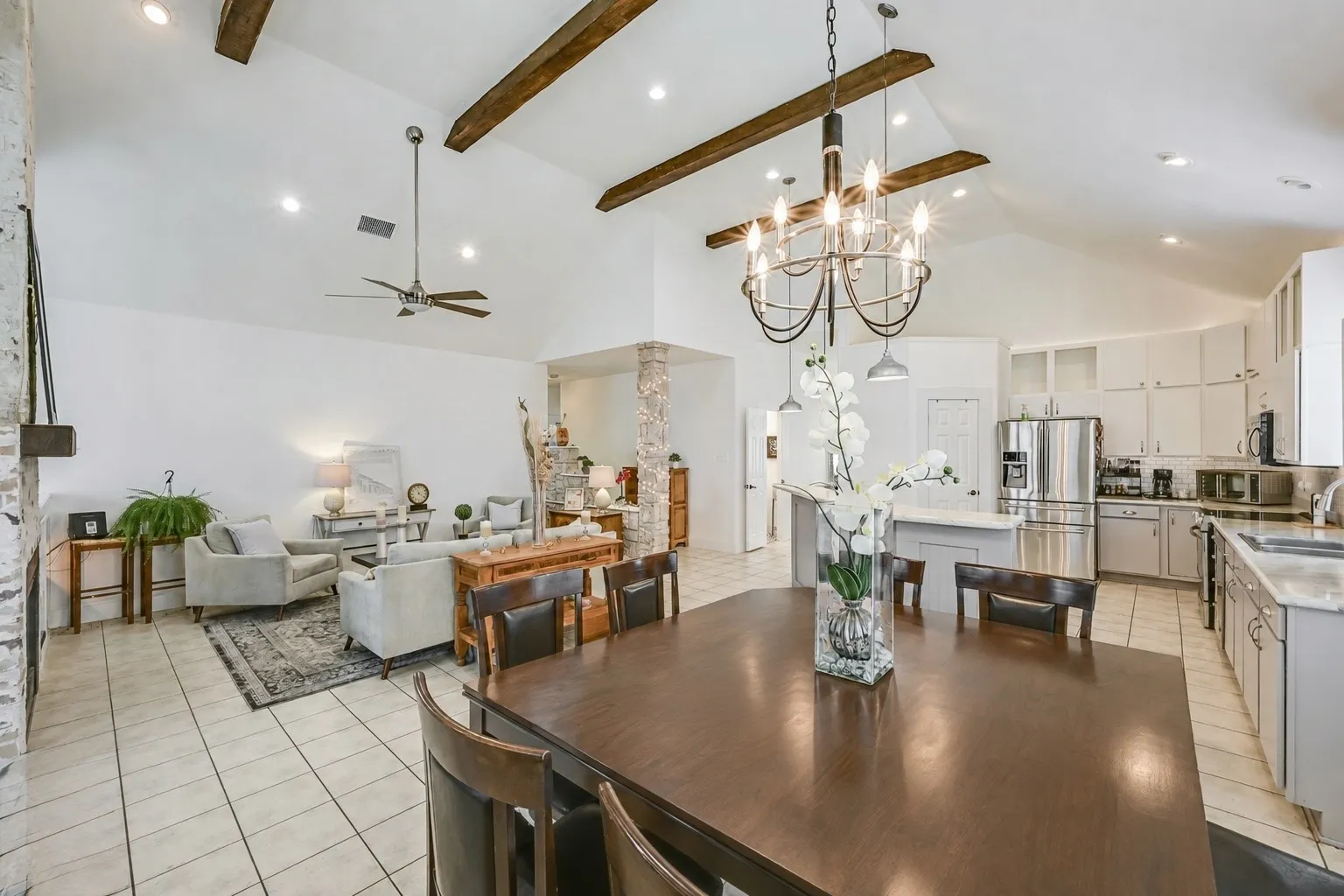 Single Family Residence For Sale in Rockwall County , 6017 Baskerville Drive, Rowlett, Texas 75087, 4 Bedroom, 3 Bathroom, 2 Garage spaces, 2,362 Sqft, built in 1996, mls#21238655, Real Estate Agent in Rowlett, Homes For Sale in Rockwall county, Homes For Sale in Rowlett, Realtor in Rowlett Texas, Real Estate Brokerage Independent Realty Texas, Luminita Cordes Realtor