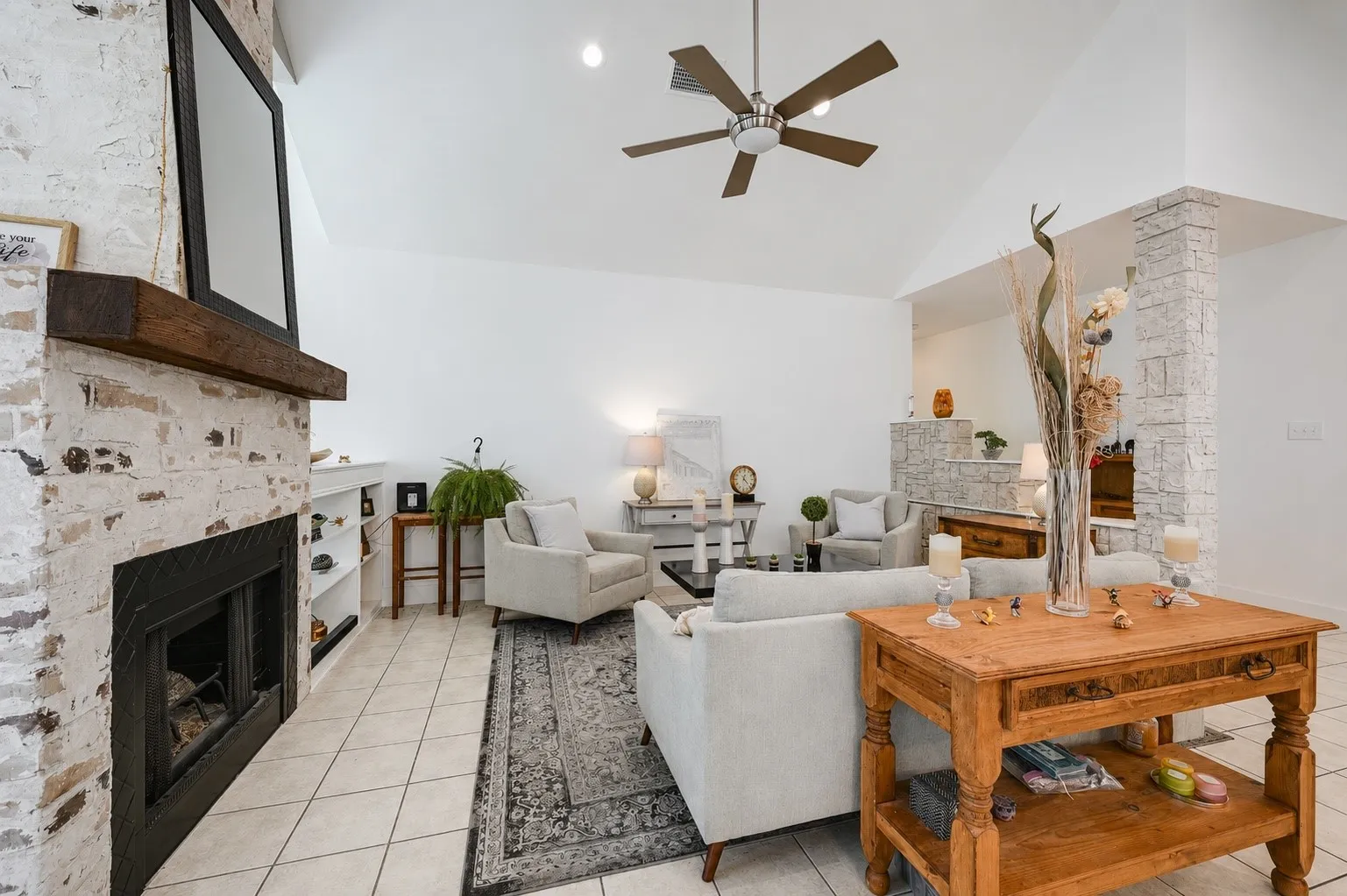 Single Family Residence For Sale in Rockwall County , 6017 Baskerville Drive, Rowlett, Texas 75087, 4 Bedroom, 3 Bathroom, 2 Garage spaces, 2,362 Sqft, built in 1996, mls#21238655, Real Estate Agent in Rowlett, Homes For Sale in Rockwall county, Homes For Sale in Rowlett, Realtor in Rowlett Texas, Real Estate Brokerage Independent Realty Texas, Luminita Cordes Realtor