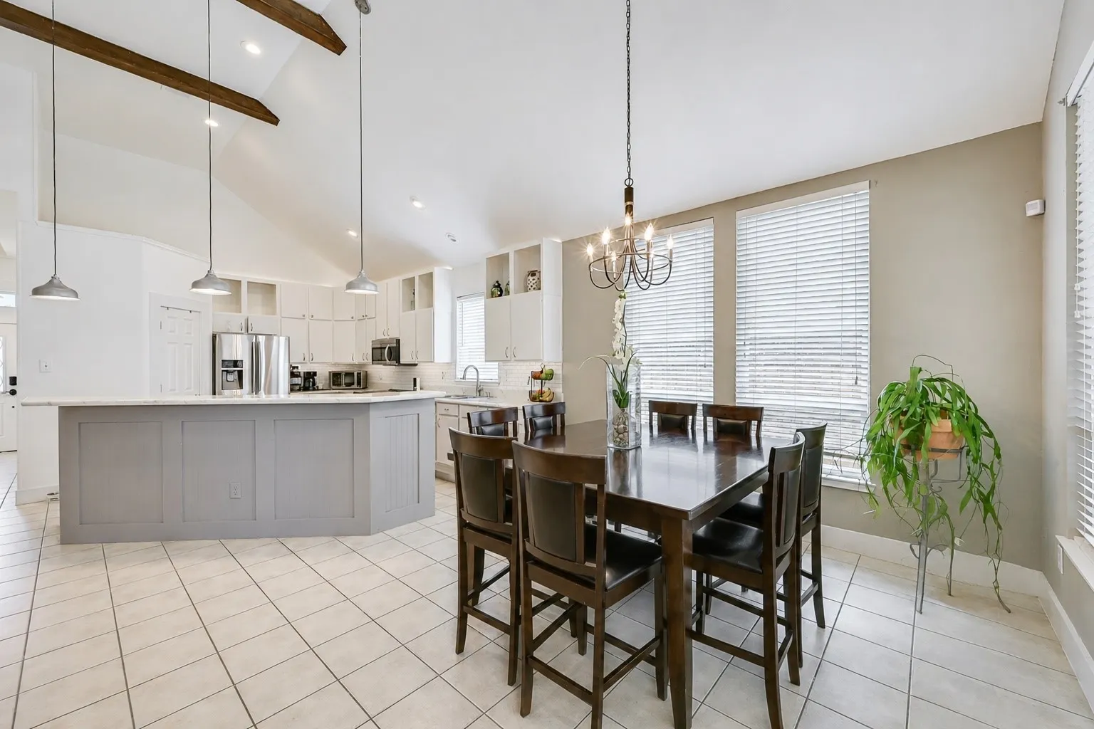 Single Family Residence For Sale in Rockwall County , 6017 Baskerville Drive, Rowlett, Texas 75087, 4 Bedroom, 3 Bathroom, 2 Garage spaces, 2,362 Sqft, built in 1996, mls#21238655, Real Estate Agent in Rowlett, Homes For Sale in Rockwall county, Homes For Sale in Rowlett, Realtor in Rowlett Texas, Real Estate Brokerage Independent Realty Texas, Luminita Cordes Realtor