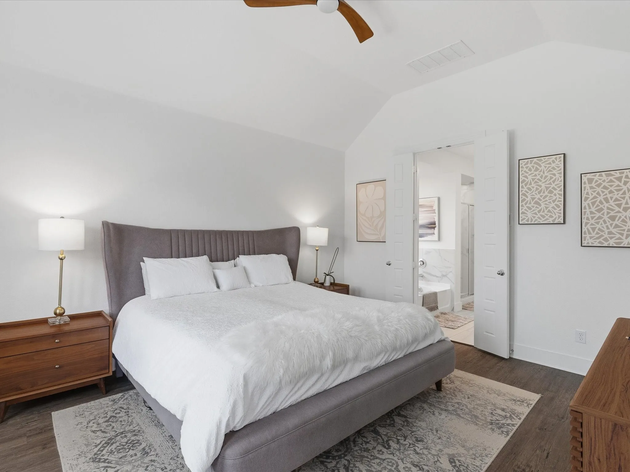Single Family Residence For Sale in Denton County , 2013 Jumper Fields Drive, Aubrey, Texas 76227, 4 Bedroom, 3 Bathroom, 2 Garage spaces, 2,400 Sqft, built in 2022, mls#21283598, Real Estate Agent in Aubrey, Homes For Sale in Denton county, Homes For Sale in Aubrey, Realtor in Aubrey Texas, Real Estate Brokerage Independent Realty Texas, Luminita Cordes Realtor