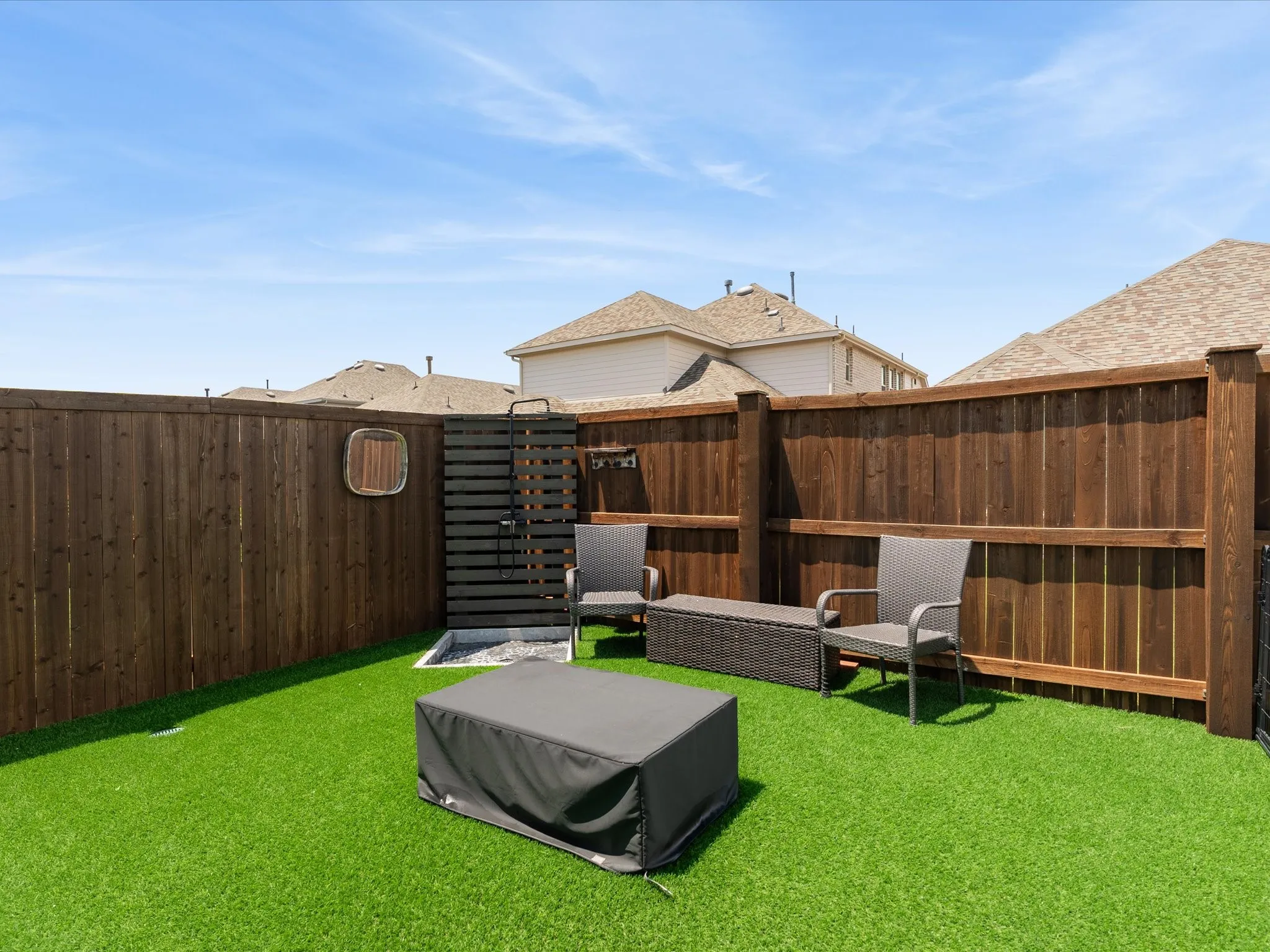 Single Family Residence For Sale in Denton County , 2013 Jumper Fields Drive, Aubrey, Texas 76227, 4 Bedroom, 3 Bathroom, 2 Garage spaces, 2,400 Sqft, built in 2022, mls#21283598, Real Estate Agent in Aubrey, Homes For Sale in Denton county, Homes For Sale in Aubrey, Realtor in Aubrey Texas, Real Estate Brokerage Independent Realty Texas, Luminita Cordes Realtor