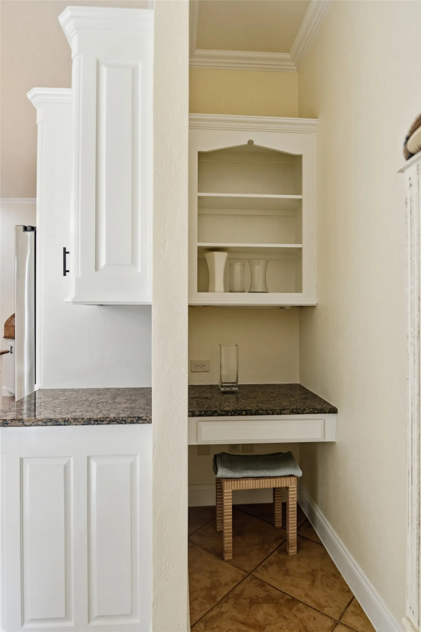 Single Family Residence For Sale in Tarrant County , 4000 Felps Drive, Colleyville, Texas 76034, 3 Bedroom, 3 Bathroom, 2 Garage spaces, 2,185 Sqft, built in 2004, mls#21282472, Real Estate Agent in Colleyville, Homes For Sale in Tarrant county, Homes For Sale in Colleyville, Realtor in Colleyville Texas, Real Estate Brokerage Independent Realty Texas, Luminita Cordes Realtor