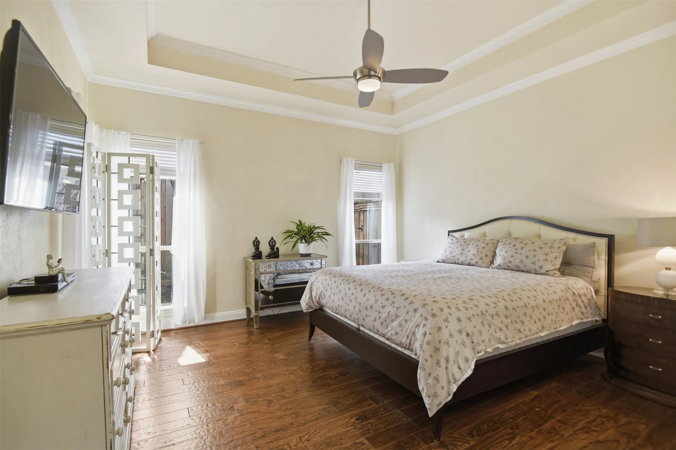 Single Family Residence For Sale in Tarrant County , 4000 Felps Drive, Colleyville, Texas 76034, 3 Bedroom, 3 Bathroom, 2 Garage spaces, 2,185 Sqft, built in 2004, mls#21282472, Real Estate Agent in Colleyville, Homes For Sale in Tarrant county, Homes For Sale in Colleyville, Realtor in Colleyville Texas, Real Estate Brokerage Independent Realty Texas, Luminita Cordes Realtor