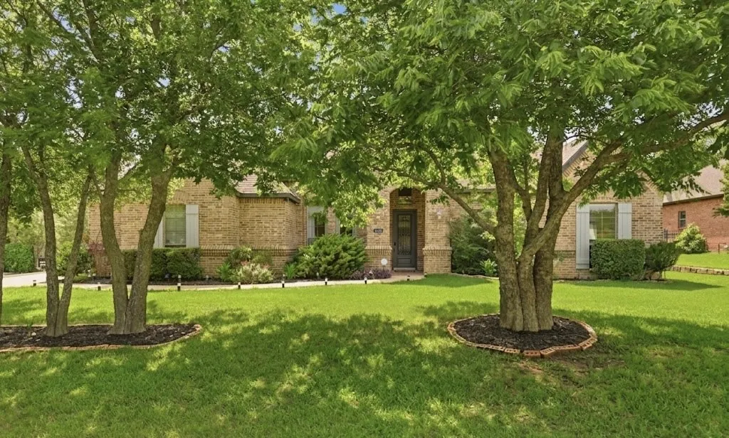 Single Family Residence For Sale