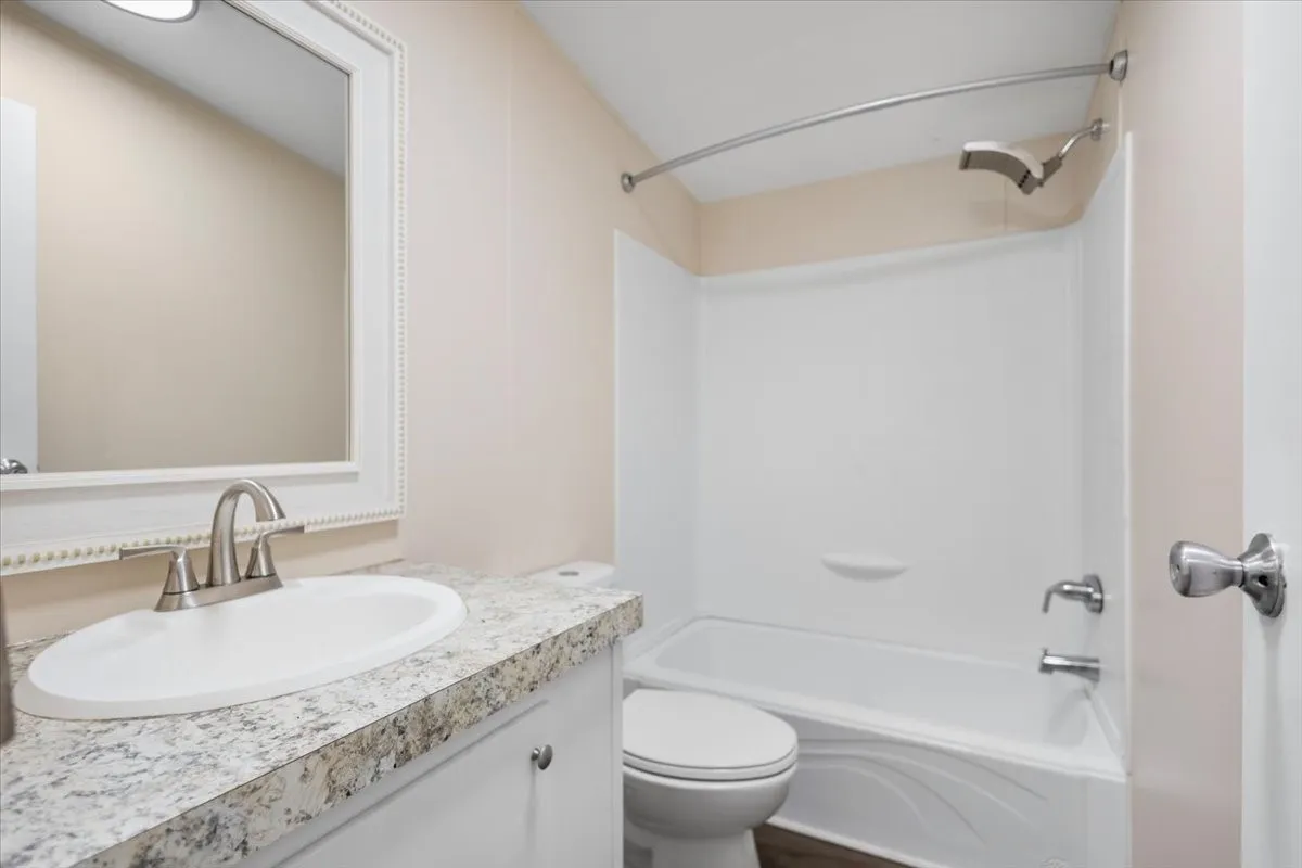 Manufactured Home For Sale in Henderson County , 118 Cedar Ridge Drive, Eustace, Texas 75124, 3 Bedroom, 2 Bathroom, Garage spaces, 1,456 Sqft, built in 2017, mls#21283619, Real Estate Agent in Eustace, Homes For Sale in Henderson county, Homes For Sale in Eustace, Realtor in Eustace Texas, Real Estate Brokerage Independent Realty Texas, Luminita Cordes Realtor