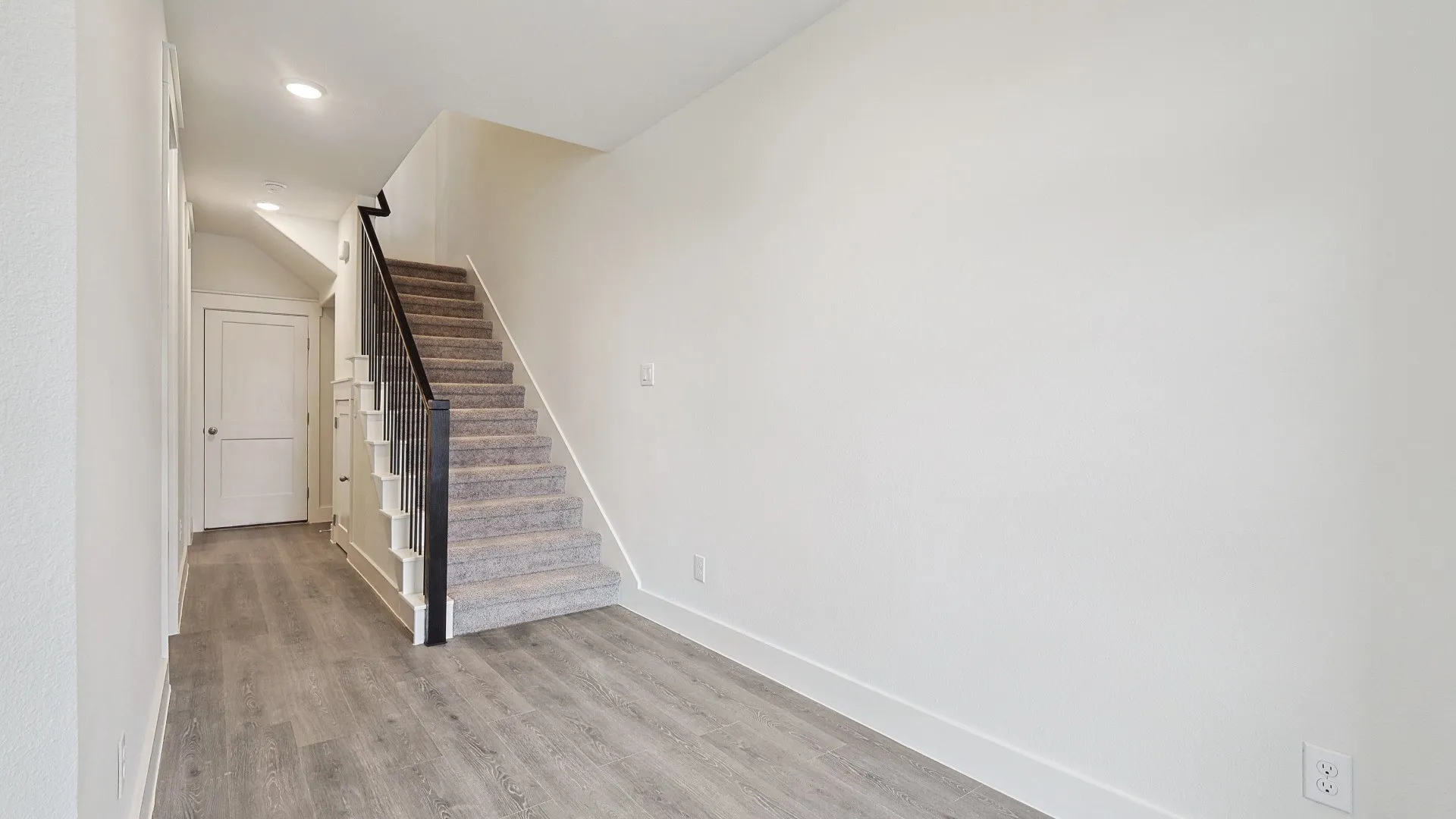 Townhouse For Sale in Collin County , 901 Meadowcrest Drive, Plano, Texas 75075, 2 Bedroom, 3 Bathroom, 2 Garage spaces, 1,724 Sqft, built in 2026, mls#21283640, Real Estate Agent in Plano, Homes For Sale in Collin county, Homes For Sale in Plano, Realtor in Plano Texas, Real Estate Brokerage Independent Realty Texas, Luminita Cordes Realtor