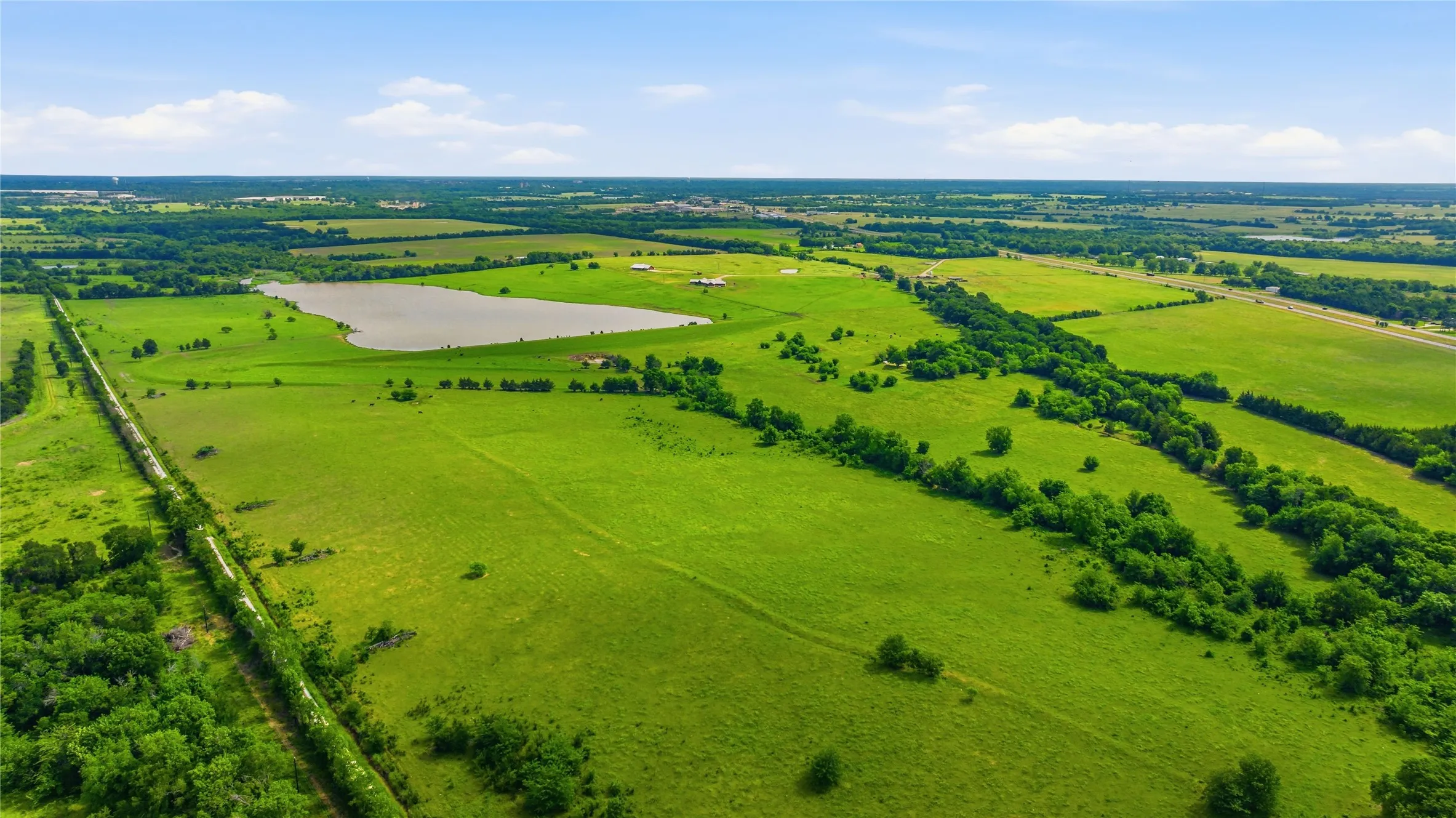 Farm For Sale in Lamar County , TBD HIGHWAY 24, Paris, Texas 75462, 4 Bedrooms, 6 Bathrooms, 2 Garage spaces, 4,399 Sqft, built in 2018, Price $2,900,000, mls#21281617, Real Estate Agent in Paris, Homes For Sale in Lamar county, Homes For Sale in Paris, Realtor in Paris Texas, Real Estate Brokerage Independent Realty Texas, Luminita Cordes Realtor