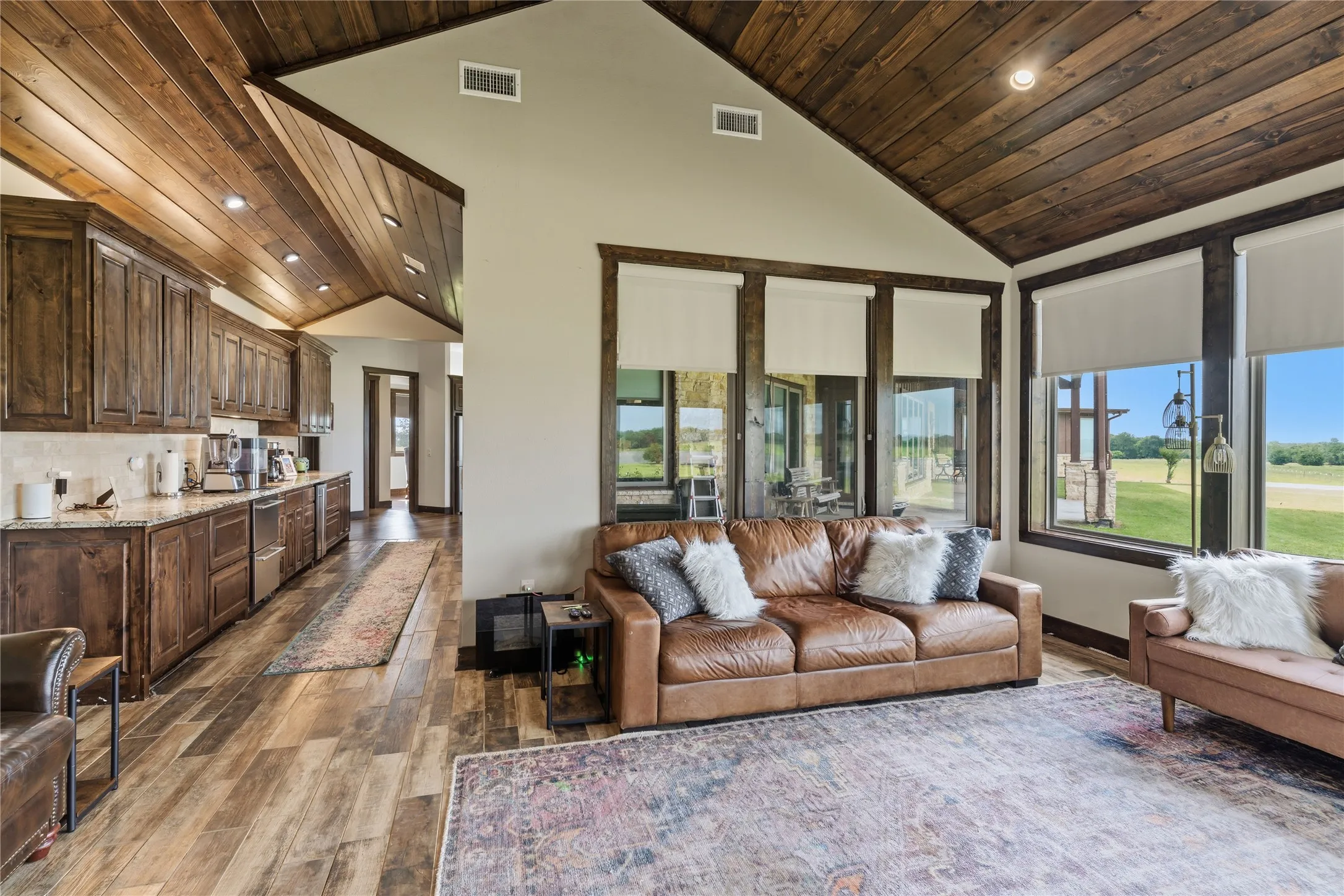 Farm For Sale in Lamar County , TBD HIGHWAY 24, Paris, Texas 75462, 4 Bedrooms, 6 Bathrooms, 2 Garage spaces, 4,399 Sqft, built in 2018, Price $2,900,000, mls#21281617, Real Estate Agent in Paris, Homes For Sale in Lamar county, Homes For Sale in Paris, Realtor in Paris Texas, Real Estate Brokerage Independent Realty Texas, Luminita Cordes Realtor
