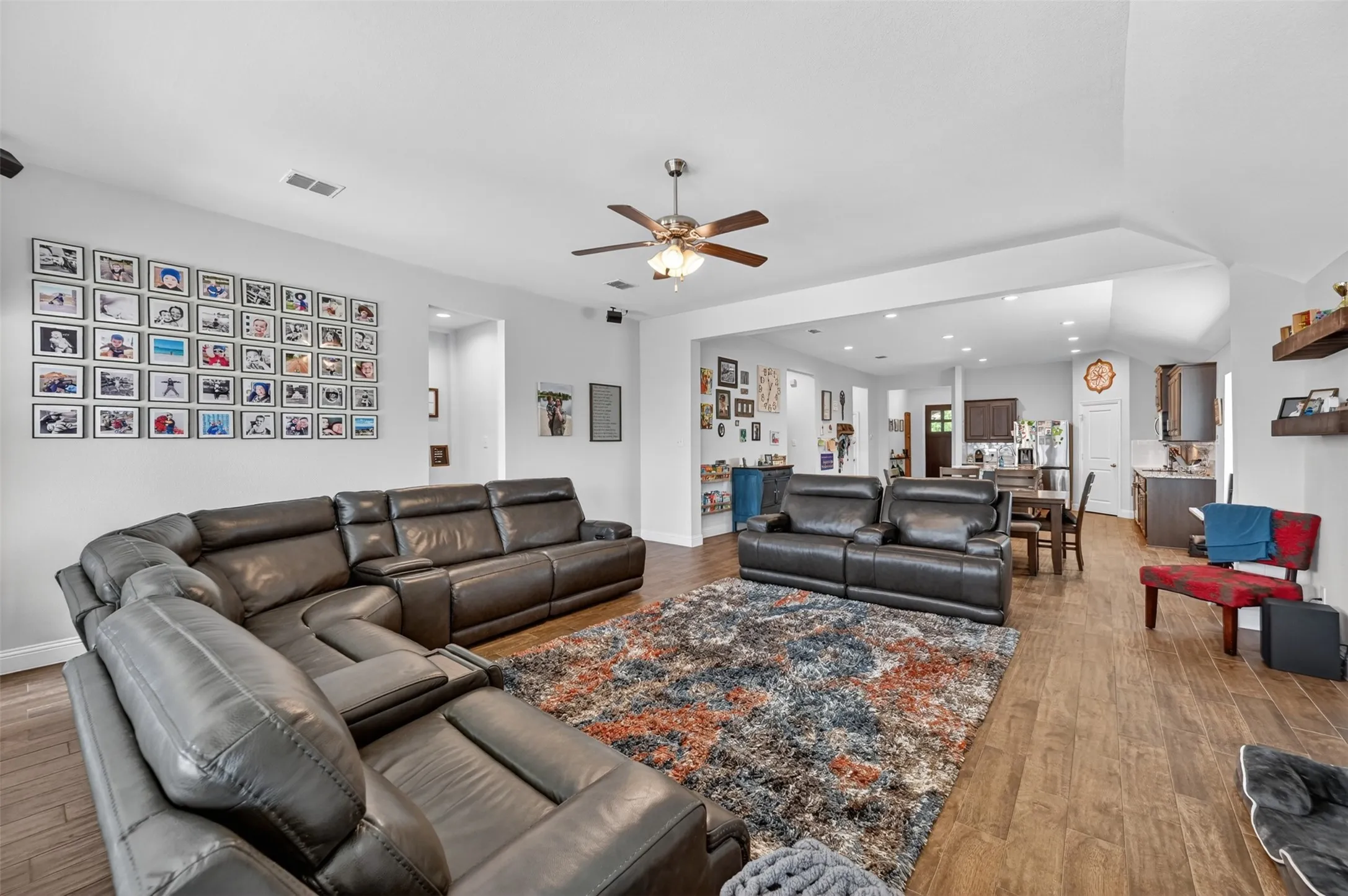 Single Family Residence For Sale in Tarrant County , 11713 Wax Myrtle Trail, Fort Worth, Texas 76108, 4 Bedroom, 2 Bathroom, 2 Garage spaces, 2,183 Sqft, built in 2019, mls#21283656, Real Estate Agent in Fort Worth, Homes For Sale in Tarrant county, Homes For Sale in Fort Worth, Realtor in Fort Worth Texas, Real Estate Brokerage Independent Realty Texas, Luminita Cordes Realtor