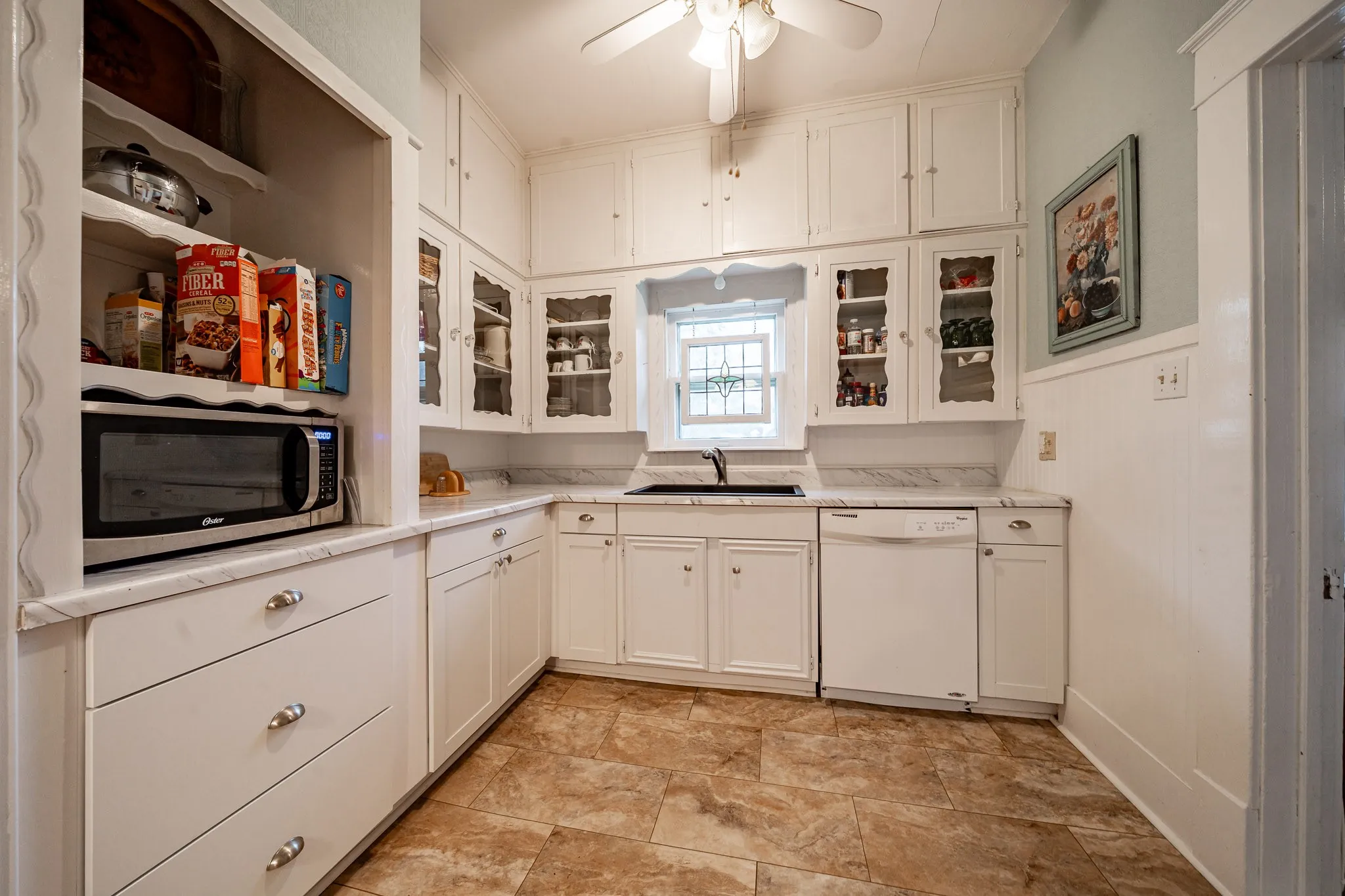 Single Family Residence For Sale in Jones County , 911 23rd Street, Anson, Texas 79501, 2 Bedroom, 1 Bathroom, Garage spaces, 1,823 Sqft, built in 1908, mls#21283648, Real Estate Agent in Anson, Homes For Sale in Jones county, Homes For Sale in Anson, Realtor in Anson Texas, Real Estate Brokerage Independent Realty Texas, Luminita Cordes Realtor