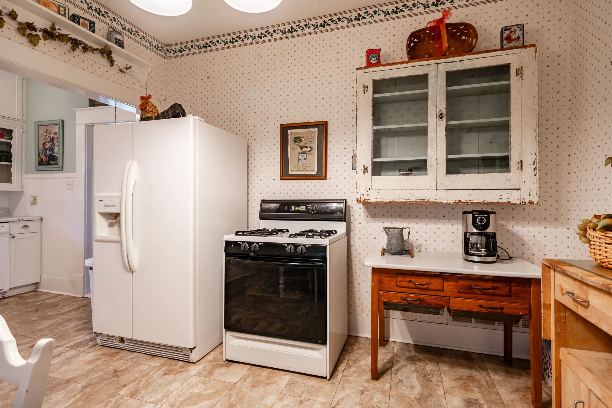 Single Family Residence For Sale in Jones County , 911 23rd Street, Anson, Texas 79501, 2 Bedroom, 1 Bathroom, Garage spaces, 1,823 Sqft, built in 1908, mls#21283648, Real Estate Agent in Anson, Homes For Sale in Jones county, Homes For Sale in Anson, Realtor in Anson Texas, Real Estate Brokerage Independent Realty Texas, Luminita Cordes Realtor
