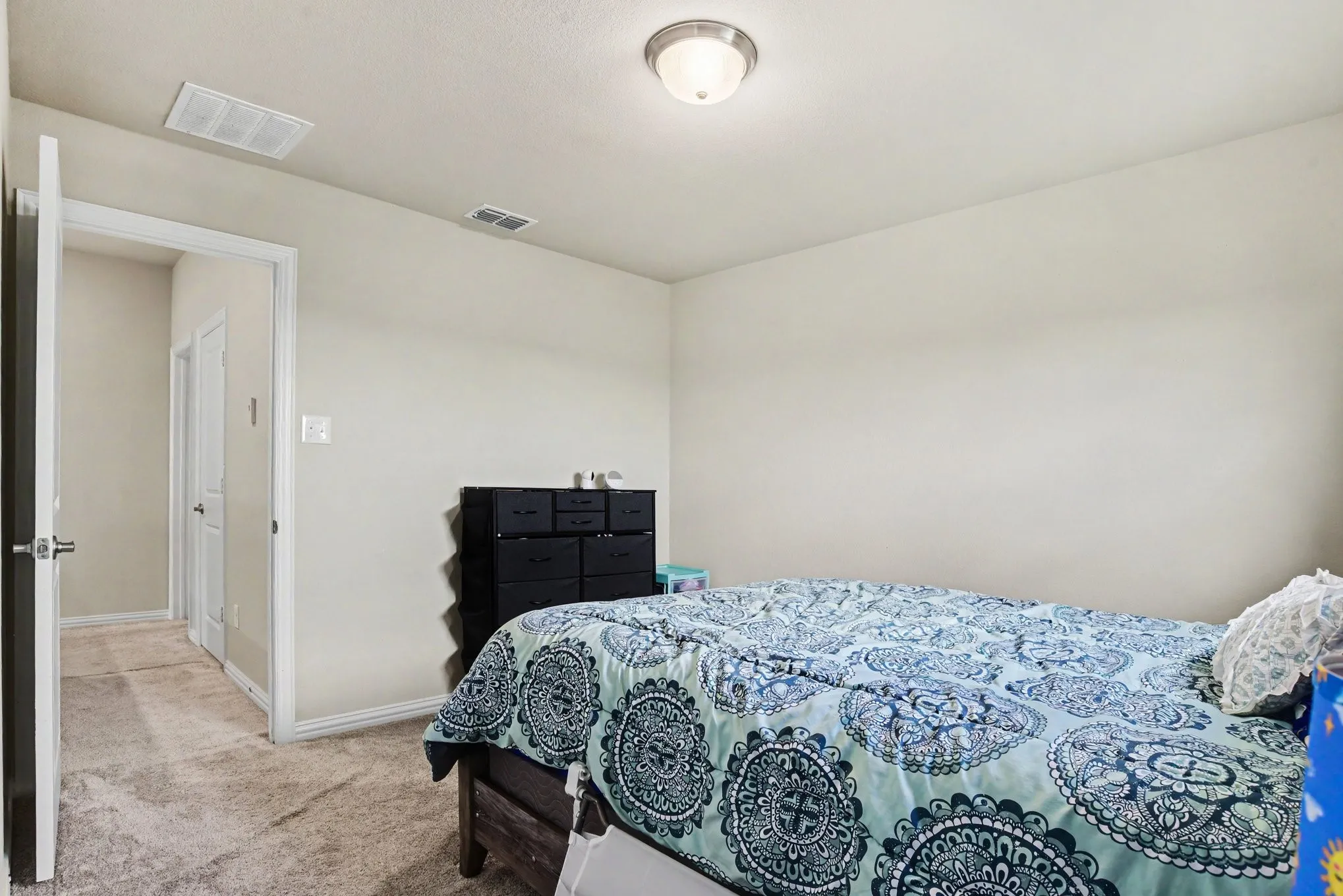 Single Family Residence For Sale in Kaufman County , 2512 Real Quiet Drive, Forney, Texas 75126, 3 Bedrooms, 3 Bathrooms, 2 Garage spaces, 2,462 Sqft, built in 2020, Price $300,000, mls#21283611, Real Estate Agent in Forney, Homes For Sale in Kaufman county, Homes For Sale in Forney, Realtor in Forney Texas, Real Estate Brokerage Independent Realty Texas, Luminita Cordes Realtor