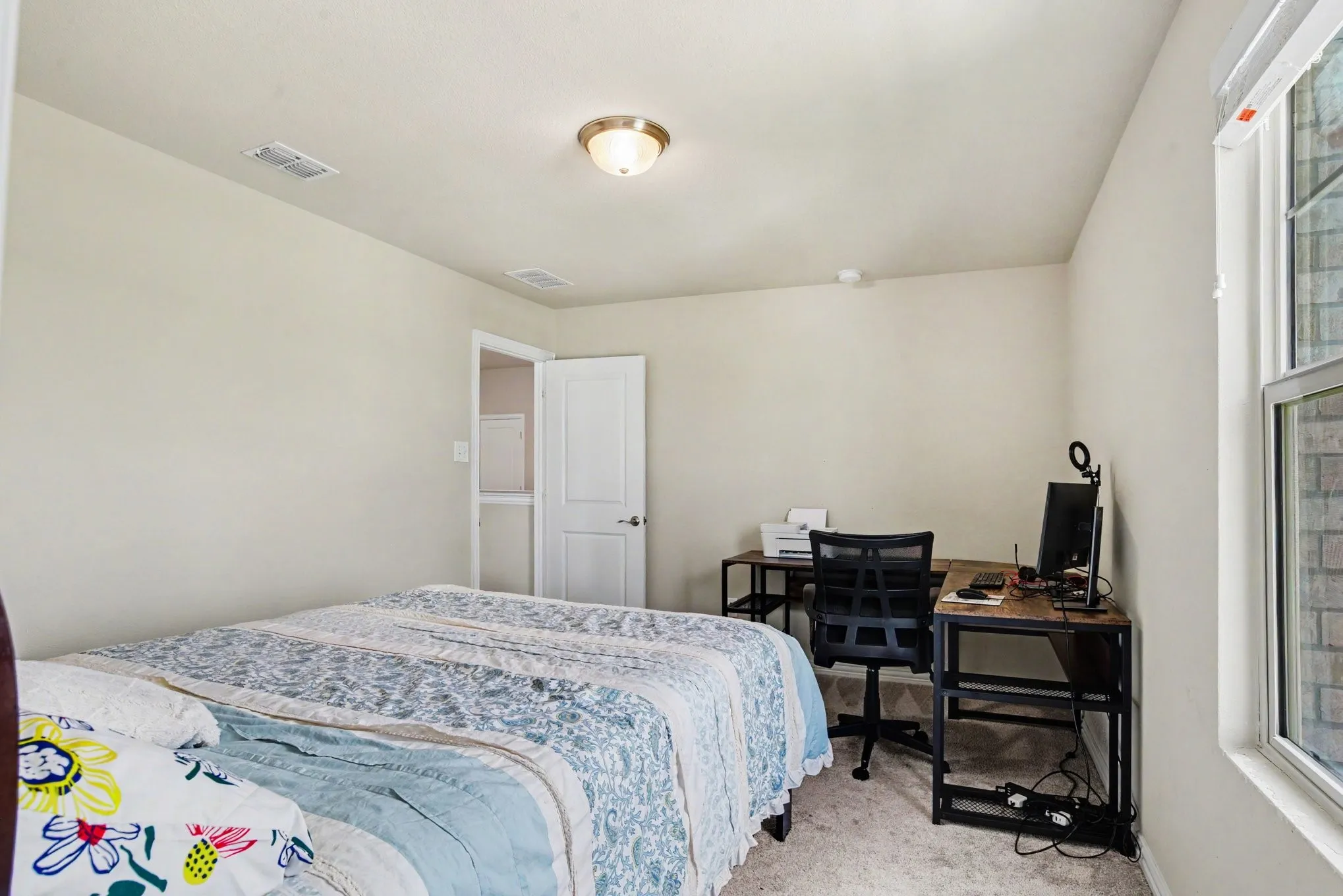 Single Family Residence For Sale in Kaufman County , 2512 Real Quiet Drive, Forney, Texas 75126, 3 Bedrooms, 3 Bathrooms, 2 Garage spaces, 2,462 Sqft, built in 2020, Price $300,000, mls#21283611, Real Estate Agent in Forney, Homes For Sale in Kaufman county, Homes For Sale in Forney, Realtor in Forney Texas, Real Estate Brokerage Independent Realty Texas, Luminita Cordes Realtor