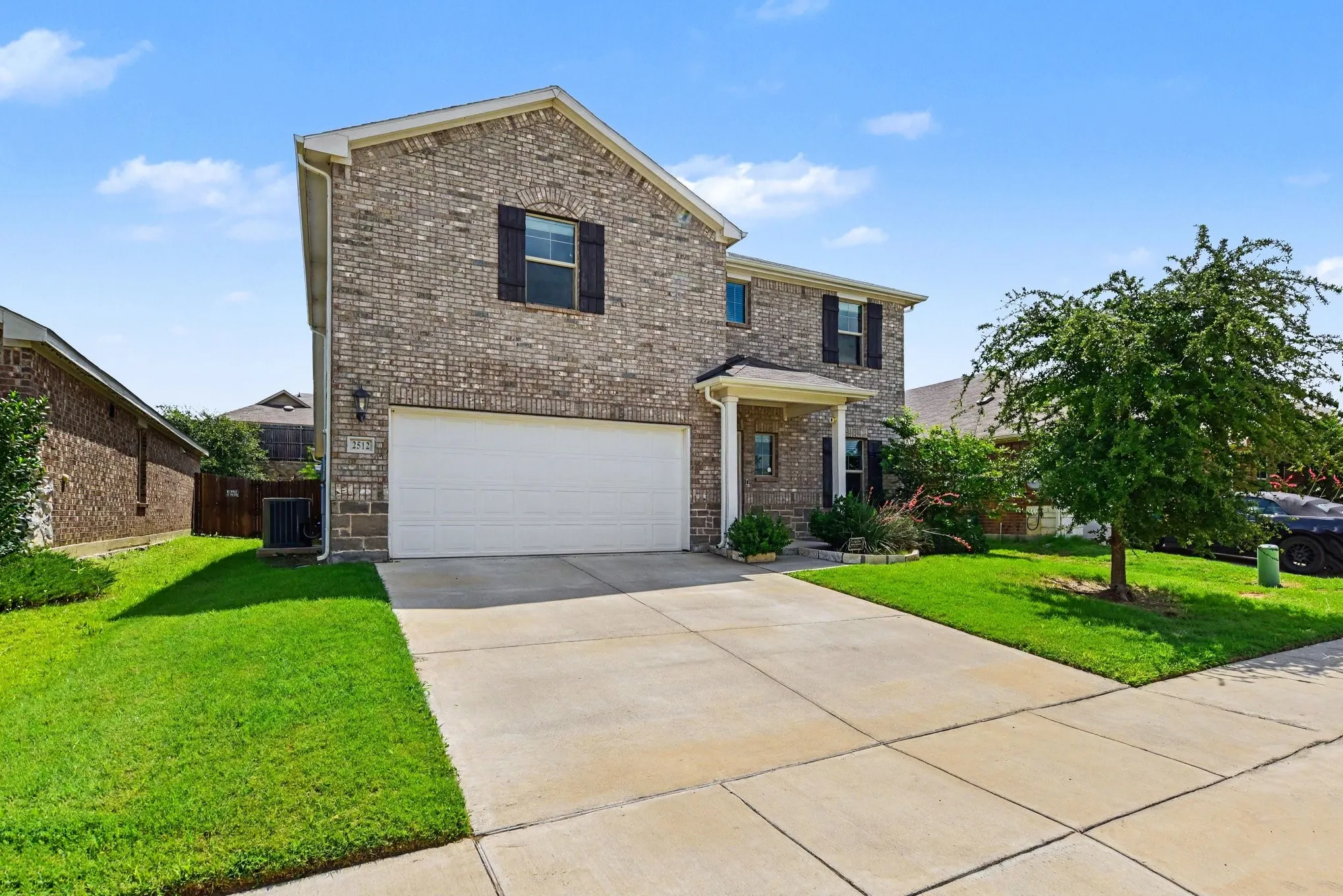 Single Family Residence For Sale in Kaufman County , 2512 Real Quiet Drive, Forney, Texas 75126, 3 Bedrooms, 3 Bathrooms, 2 Garage spaces, 2,462 Sqft, built in 2020, Price $300,000, mls#21283611, Real Estate Agent in Forney, Homes For Sale in Kaufman county, Homes For Sale in Forney, Realtor in Forney Texas, Real Estate Brokerage Independent Realty Texas, Luminita Cordes Realtor
