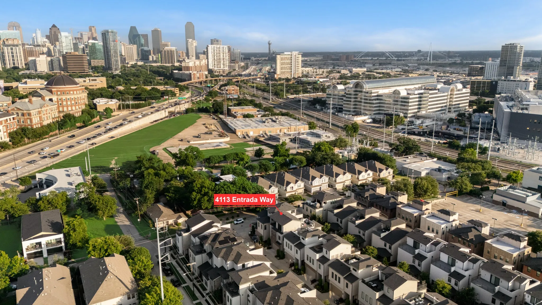 Single Family Residence For Sale in Dallas County , 4113 Entrada Way, Dallas, Texas 75219, 3 Bedroom, 5 Bathroom, 2 Garage spaces, 3,032 Sqft, built in 2019, mls#21282545, Real Estate Agent in Dallas, Homes For Sale in Dallas county, Homes For Sale in Dallas, Realtor in Dallas Texas, Real Estate Brokerage Independent Realty Texas, Luminita Cordes Realtor