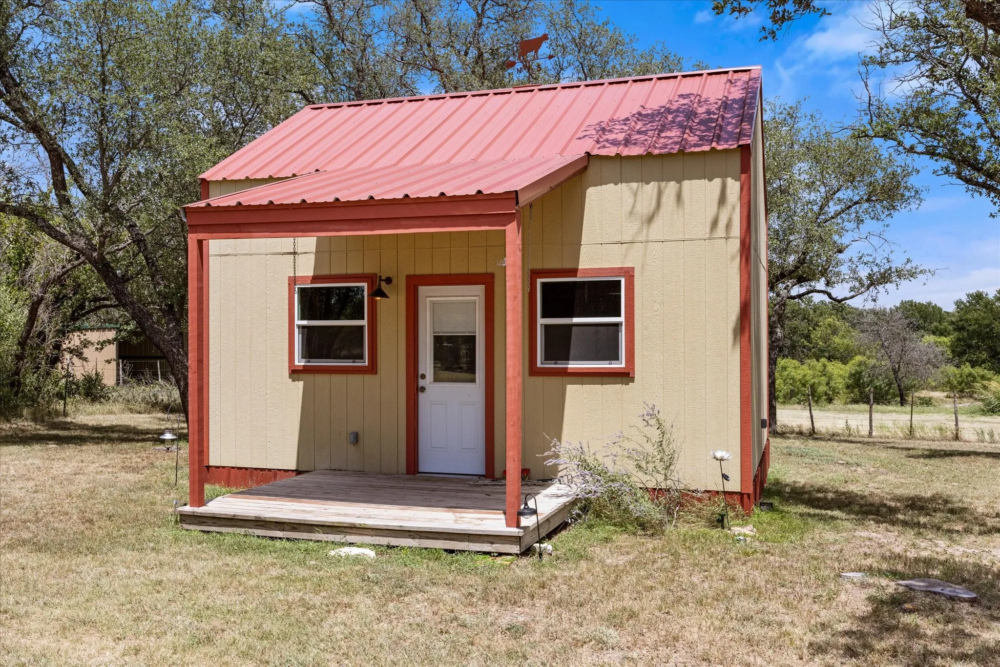 Single Family Residence For Sale in Erath County , 1170 Diamond Oaks Road, Stephenville, Texas 76401, 3 Bedroom, 2 Bathroom, Garage spaces, 1,604 Sqft, built in 1997, mls#21283641, Real Estate Agent in Stephenville, Homes For Sale in Erath county, Homes For Sale in Stephenville, Realtor in Stephenville Texas, Real Estate Brokerage Independent Realty Texas, Luminita Cordes Realtor