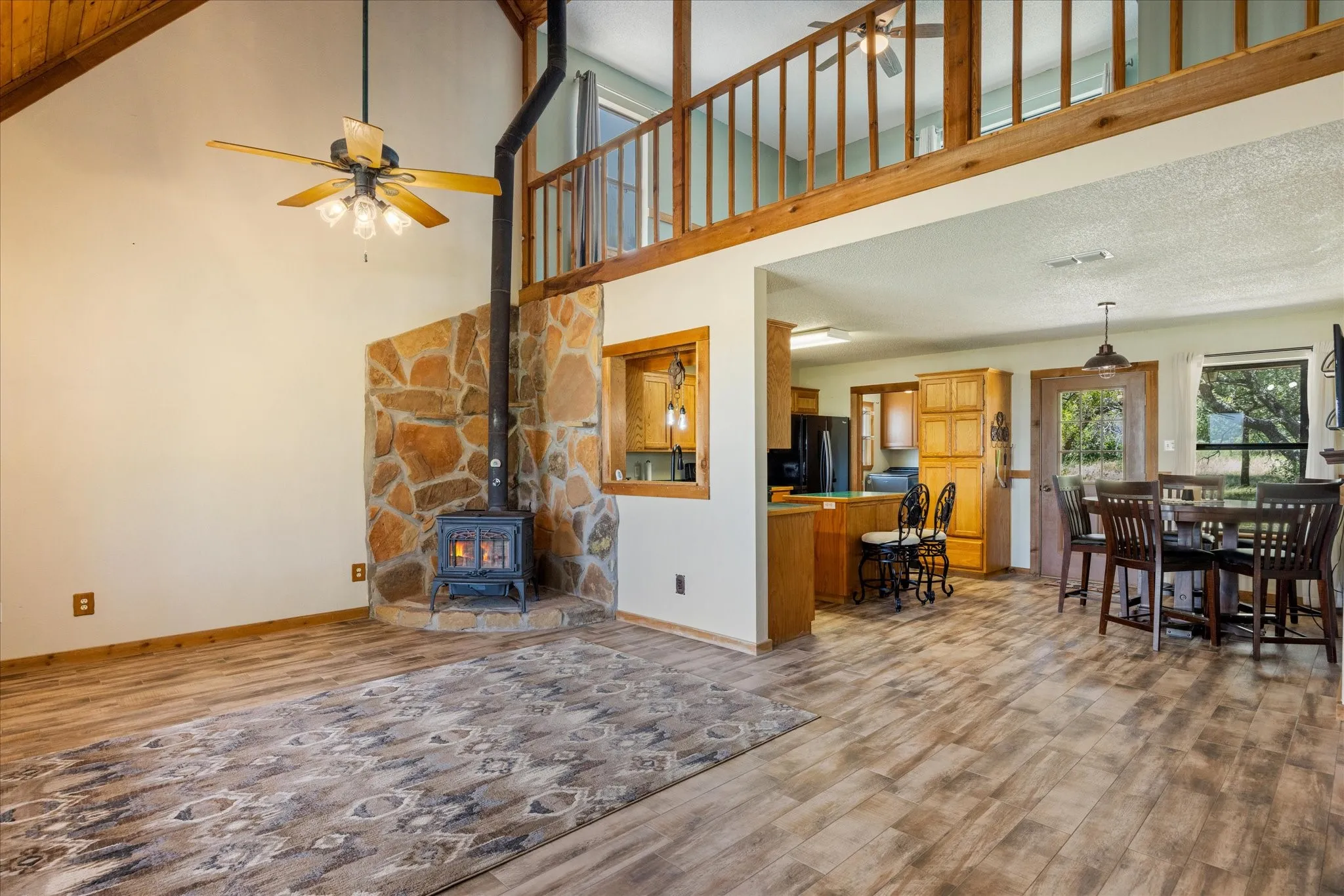 Single Family Residence For Sale in Erath County , 1170 Diamond Oaks Road, Stephenville, Texas 76401, 3 Bedroom, 2 Bathroom, Garage spaces, 1,604 Sqft, built in 1997, mls#21283641, Real Estate Agent in Stephenville, Homes For Sale in Erath county, Homes For Sale in Stephenville, Realtor in Stephenville Texas, Real Estate Brokerage Independent Realty Texas, Luminita Cordes Realtor
