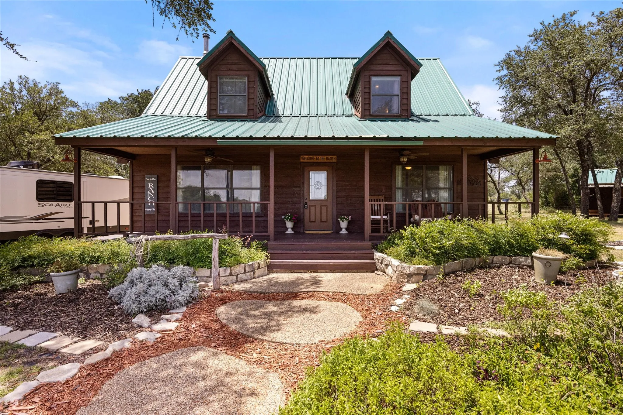 Single Family Residence For Sale in Erath County , 1170 Diamond Oaks Road, Stephenville, Texas 76401, 3 Bedroom, 2 Bathroom, Garage spaces, 1,604 Sqft, built in 1997, mls#21283641, Real Estate Agent in Stephenville, Homes For Sale in Erath county, Homes For Sale in Stephenville, Realtor in Stephenville Texas, Real Estate Brokerage Independent Realty Texas, Luminita Cordes Realtor