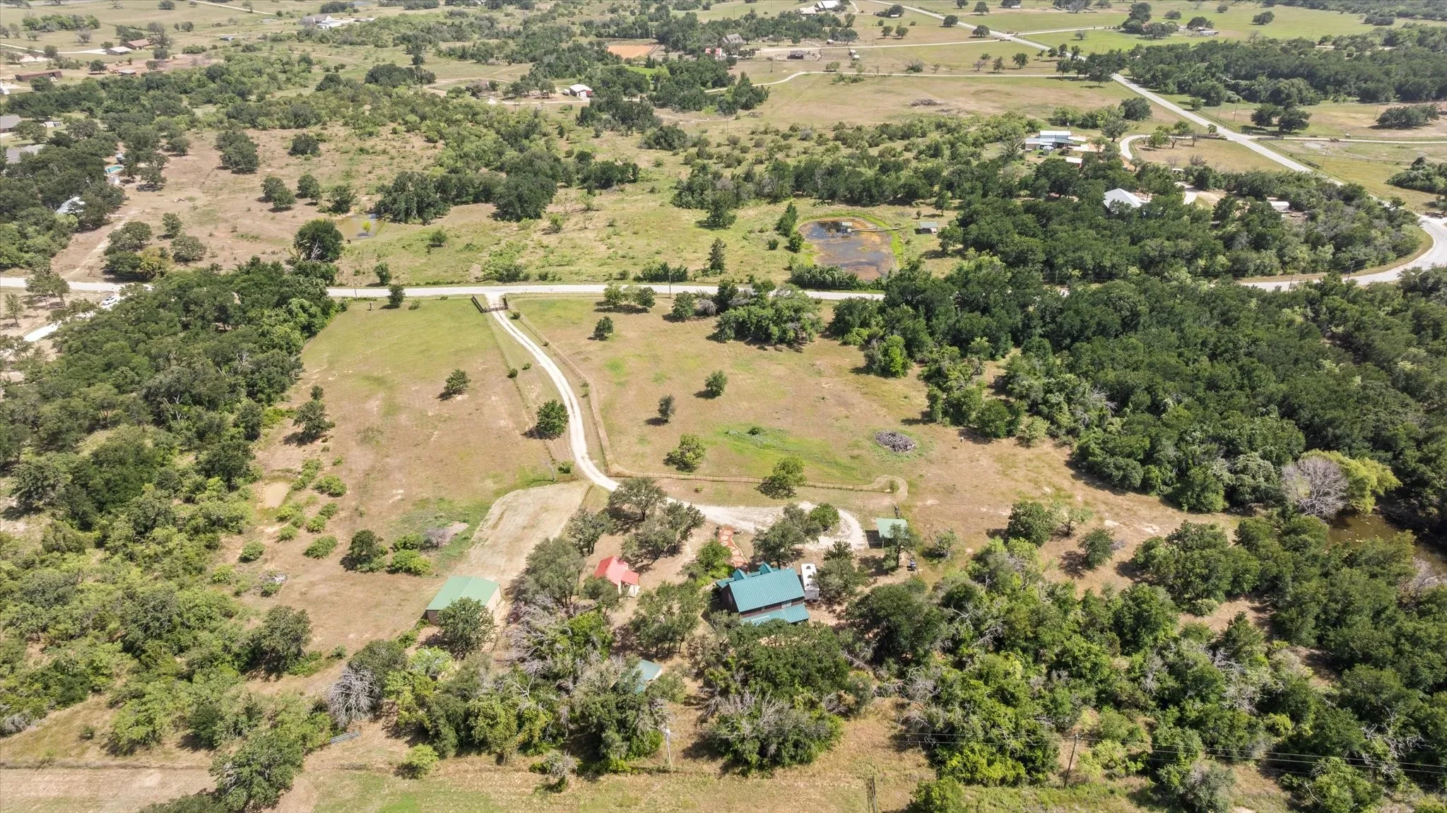 Single Family Residence For Sale in Erath County , 1170 Diamond Oaks Road, Stephenville, Texas 76401, 3 Bedroom, 2 Bathroom, Garage spaces, 1,604 Sqft, built in 1997, mls#21283641, Real Estate Agent in Stephenville, Homes For Sale in Erath county, Homes For Sale in Stephenville, Realtor in Stephenville Texas, Real Estate Brokerage Independent Realty Texas, Luminita Cordes Realtor
