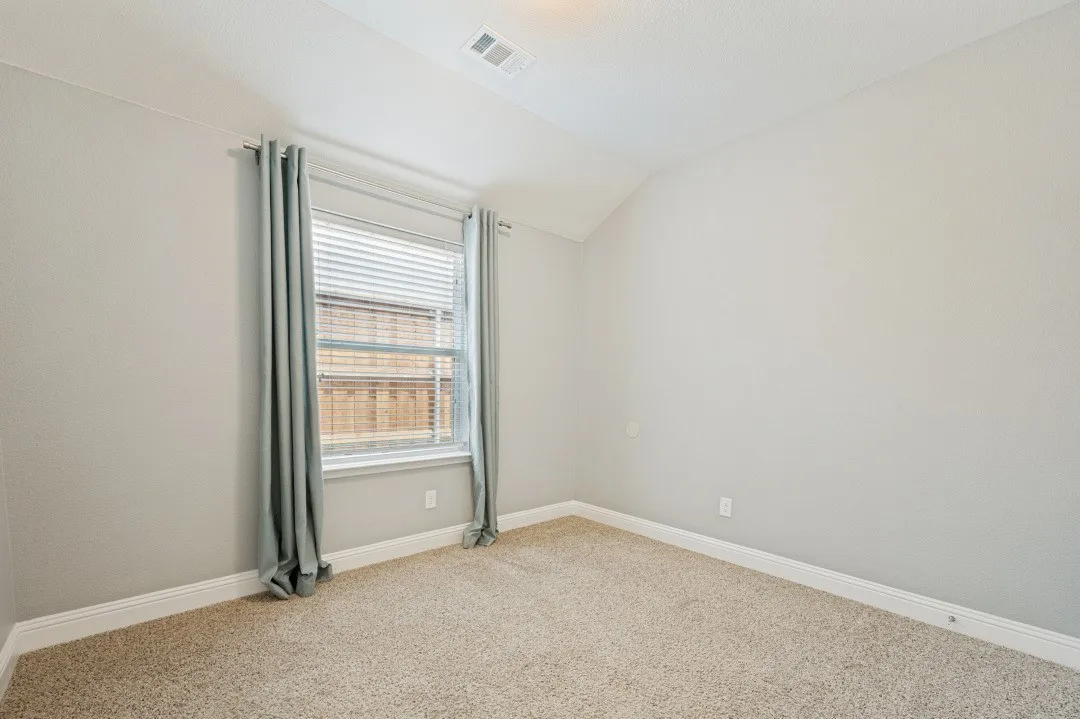 Single Family Residence For Sale in Denton County , 1217 Roadrunner Drive, Little Elm, Texas 75068, 3 Bedroom, 2 Bathroom, 2 Garage spaces, 1,616 Sqft, built in 2016, mls#21276379, Real Estate Agent in Little Elm, Homes For Sale in Denton county, Homes For Sale in Little Elm, Realtor in Little Elm Texas, Real Estate Brokerage Independent Realty Texas, Luminita Cordes Realtor