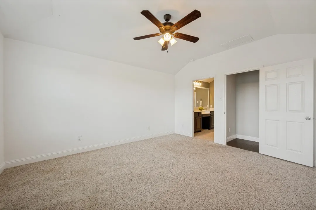 Single Family Residence For Sale in Denton County , 1217 Roadrunner Drive, Little Elm, Texas 75068, 3 Bedroom, 2 Bathroom, 2 Garage spaces, 1,616 Sqft, built in 2016, mls#21276379, Real Estate Agent in Little Elm, Homes For Sale in Denton county, Homes For Sale in Little Elm, Realtor in Little Elm Texas, Real Estate Brokerage Independent Realty Texas, Luminita Cordes Realtor