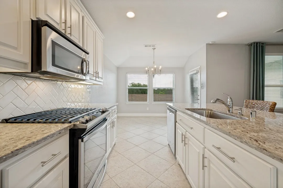 Single Family Residence For Sale in Denton County , 1217 Roadrunner Drive, Little Elm, Texas 75068, 3 Bedroom, 2 Bathroom, 2 Garage spaces, 1,616 Sqft, built in 2016, mls#21276379, Real Estate Agent in Little Elm, Homes For Sale in Denton county, Homes For Sale in Little Elm, Realtor in Little Elm Texas, Real Estate Brokerage Independent Realty Texas, Luminita Cordes Realtor