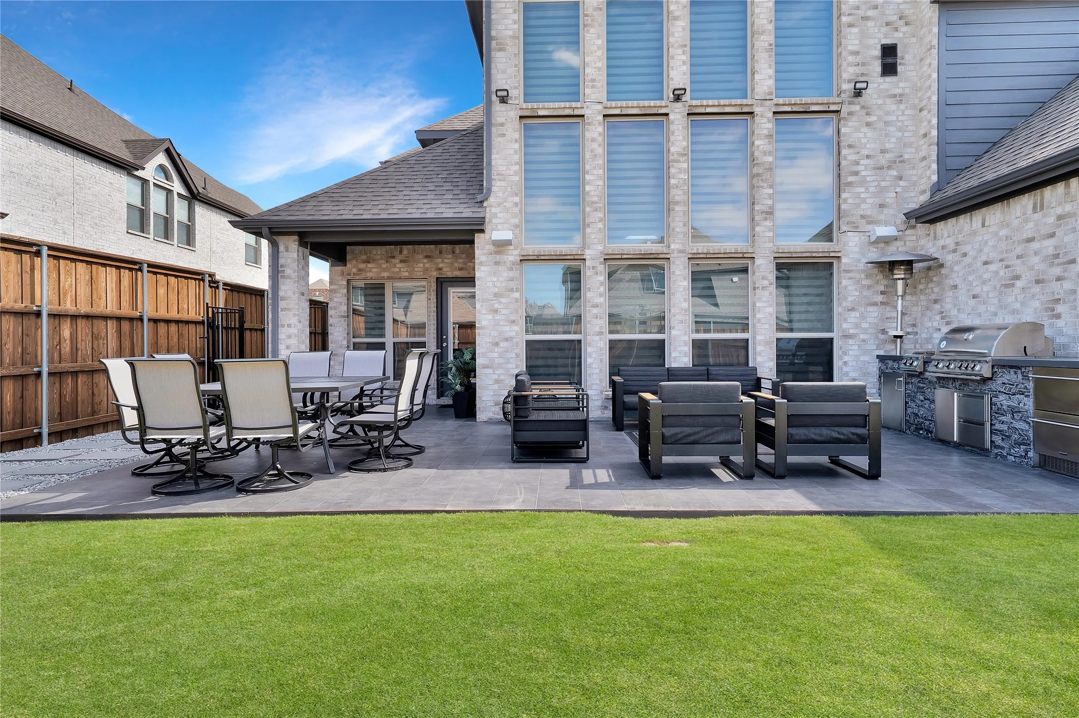 Single Family Residence For Rent in Collin County , 11908 Vista Meadow Lane, Frisco, Texas 75035, 6 Bedroom, 4 Bathroom, 2 Garage spaces, 4,241 Sqft, built in 2021, Price $4,500, mls#21282804, Real Estate Agent in Frisco, Homes For Rent in Collin county, Homes For Rent in Frisco, Realtor in Frisco Texas, Real Estate Brokerage Independent Realty Texas, Luminita Cordes Realtor