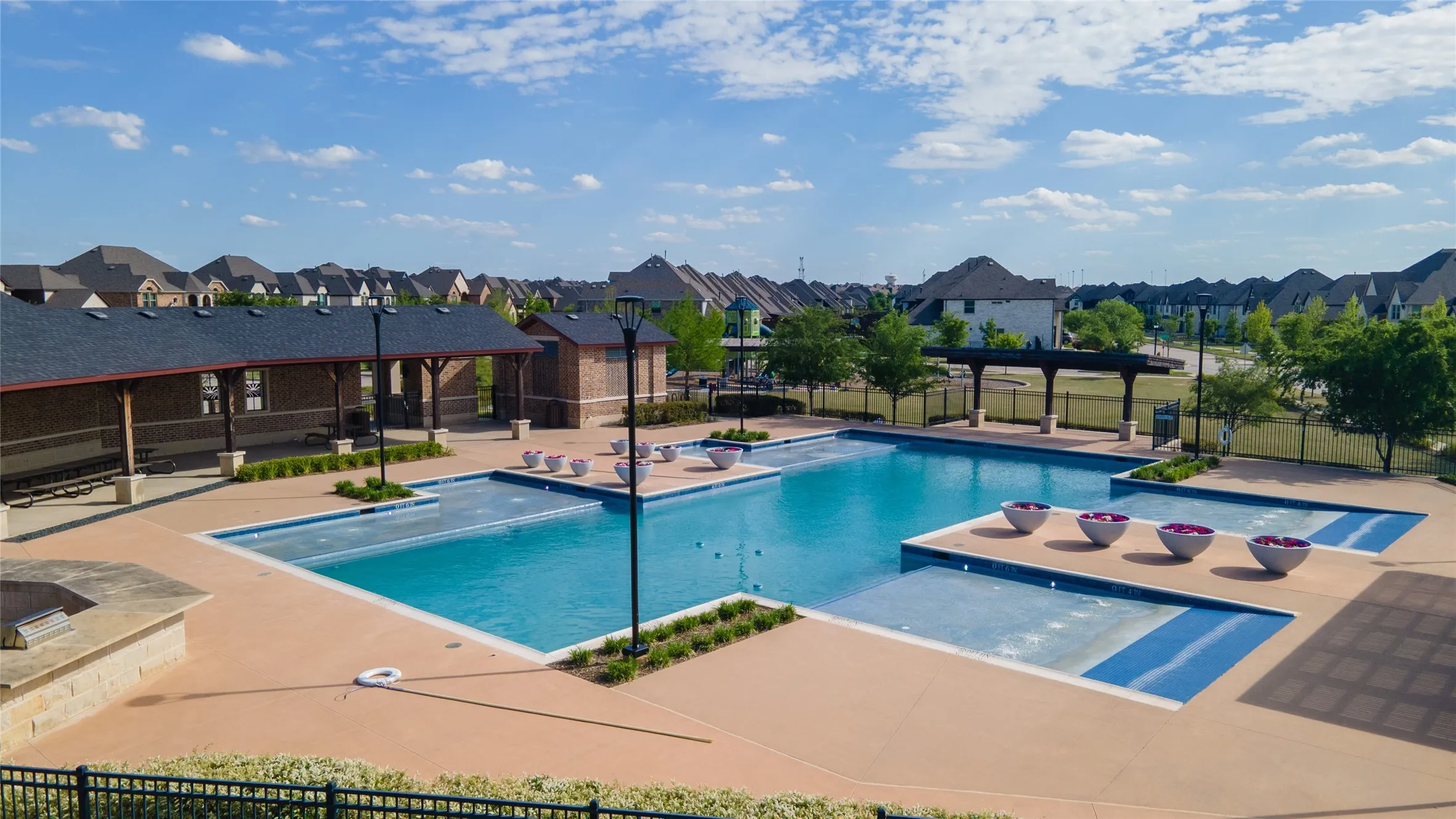 Single Family Residence For Rent in Collin County , 11908 Vista Meadow Lane, Frisco, Texas 75035, 6 Bedroom, 4 Bathroom, 2 Garage spaces, 4,241 Sqft, built in 2021, Price $4,500, mls#21282804, Real Estate Agent in Frisco, Homes For Rent in Collin county, Homes For Rent in Frisco, Realtor in Frisco Texas, Real Estate Brokerage Independent Realty Texas, Luminita Cordes Realtor