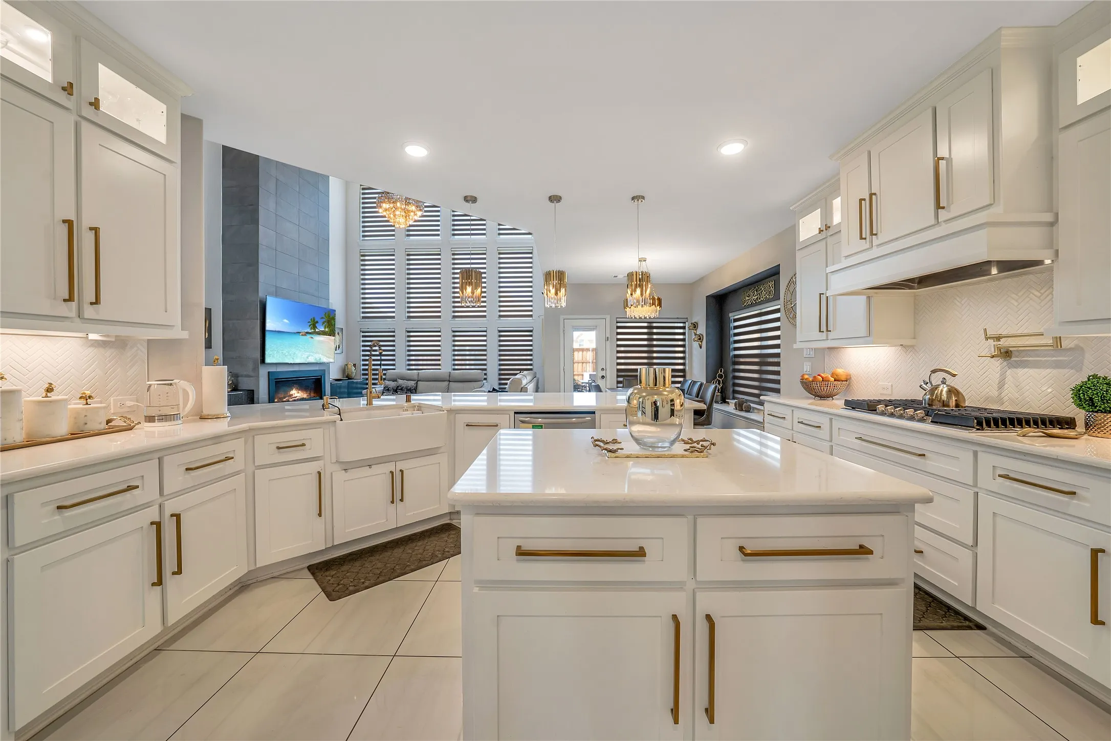 Single Family Residence For Rent in Collin County , 11908 Vista Meadow Lane, Frisco, Texas 75035, 6 Bedroom, 4 Bathroom, 2 Garage spaces, 4,241 Sqft, built in 2021, Price $4,500, mls#21282804, Real Estate Agent in Frisco, Homes For Rent in Collin county, Homes For Rent in Frisco, Realtor in Frisco Texas, Real Estate Brokerage Independent Realty Texas, Luminita Cordes Realtor