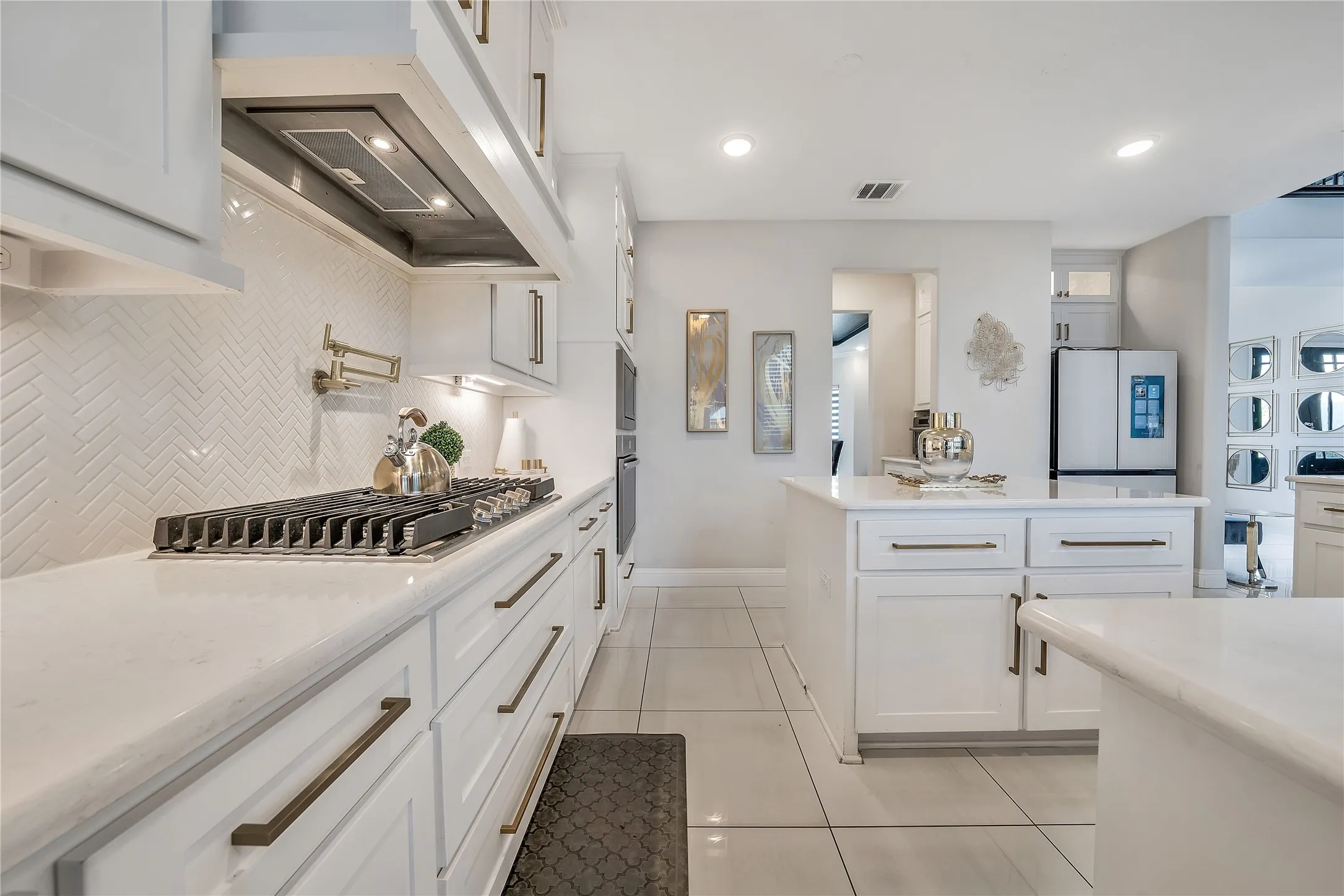 Single Family Residence For Rent in Collin County , 11908 Vista Meadow Lane, Frisco, Texas 75035, 6 Bedroom, 4 Bathroom, 2 Garage spaces, 4,241 Sqft, built in 2021, Price $4,500, mls#21282804, Real Estate Agent in Frisco, Homes For Rent in Collin county, Homes For Rent in Frisco, Realtor in Frisco Texas, Real Estate Brokerage Independent Realty Texas, Luminita Cordes Realtor