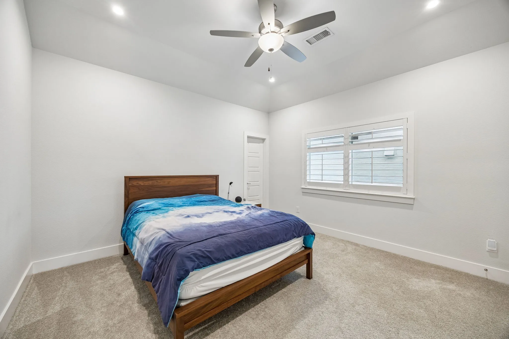 Single Family Residence For Sale in Collin County , 13169 Juilliard Street, Frisco, Texas 75035, 4 Bedroom, 4 Bathroom, 2 Garage spaces, 3,632 Sqft, built in 2019, mls#21283638, Real Estate Agent in Frisco, Homes For Sale in Collin county, Homes For Sale in Frisco, Realtor in Frisco Texas, Real Estate Brokerage Independent Realty Texas, Luminita Cordes Realtor